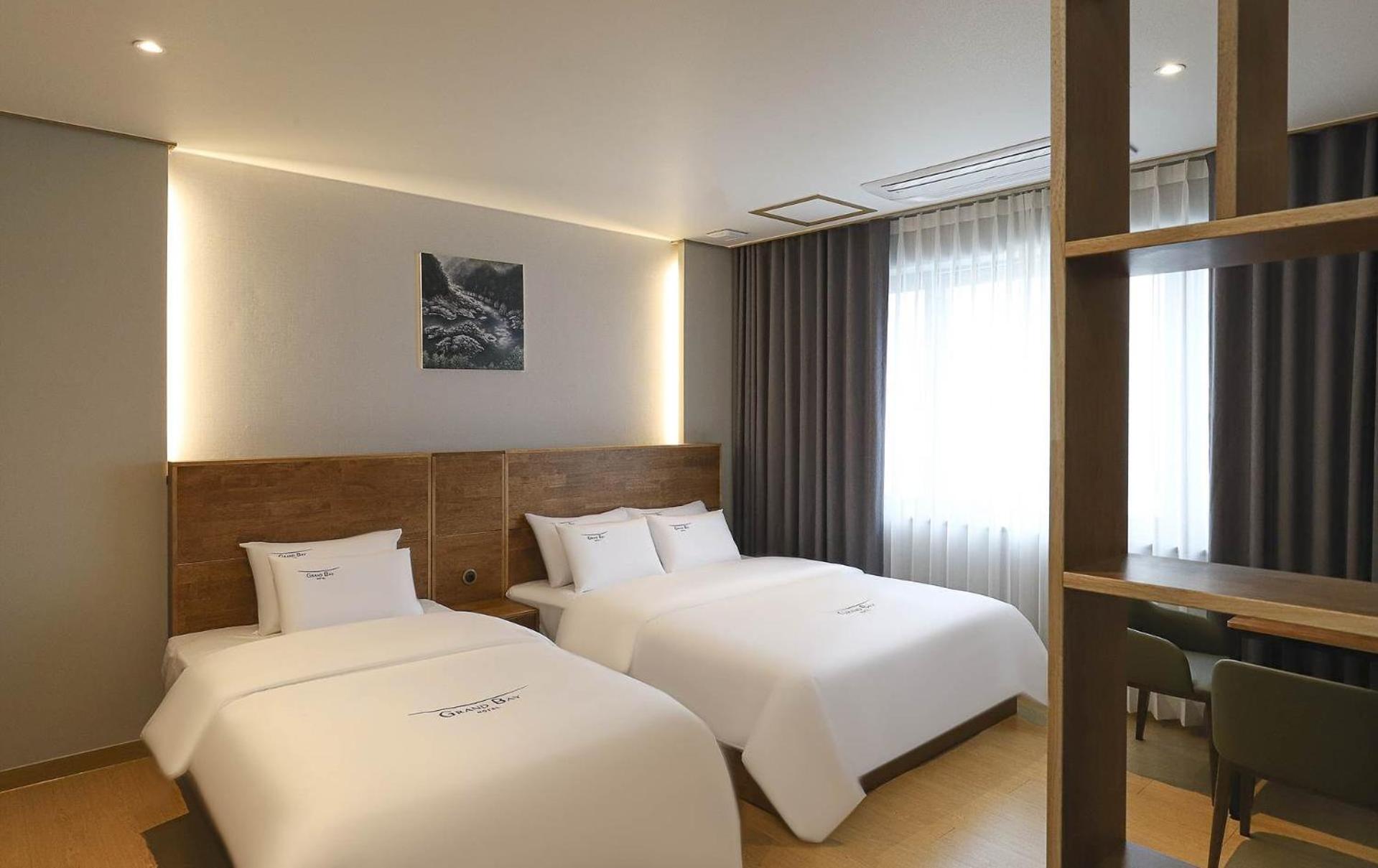 Twin Room - Photo 7