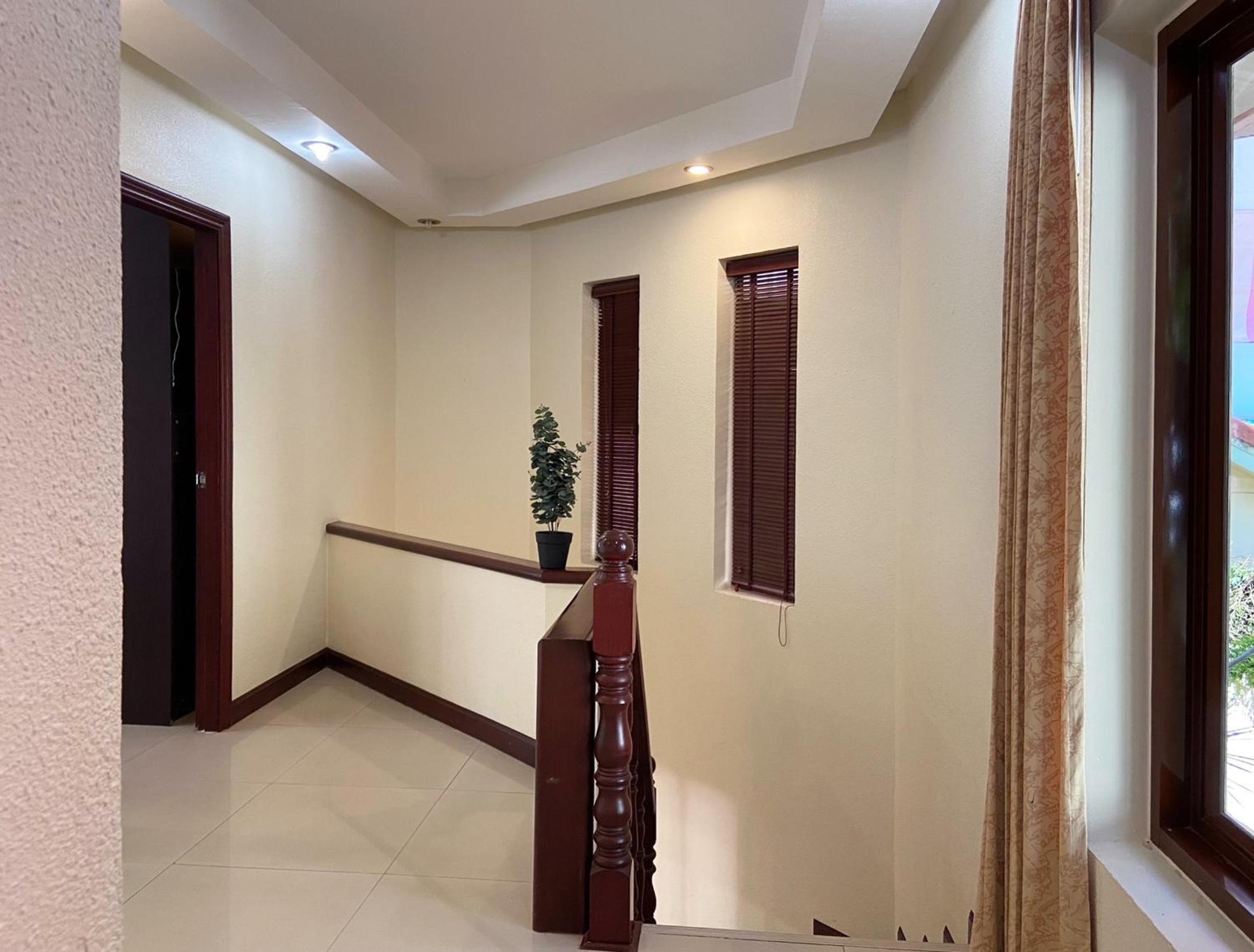 Three-Bedroom Villa - Photo 1