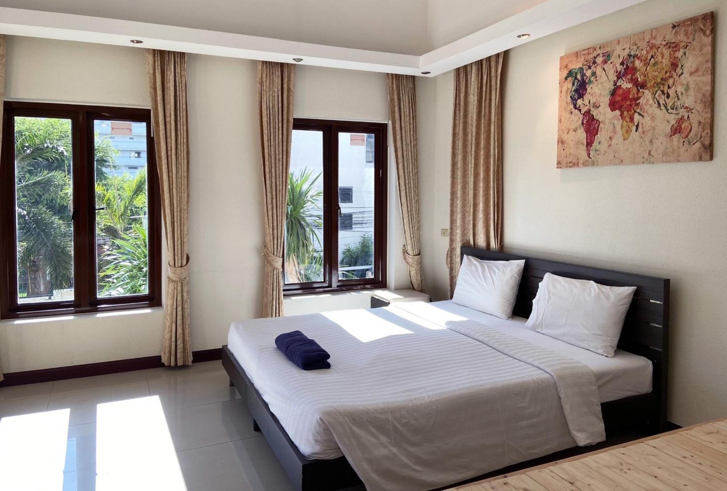 Three-Bedroom Villa - Photo 14