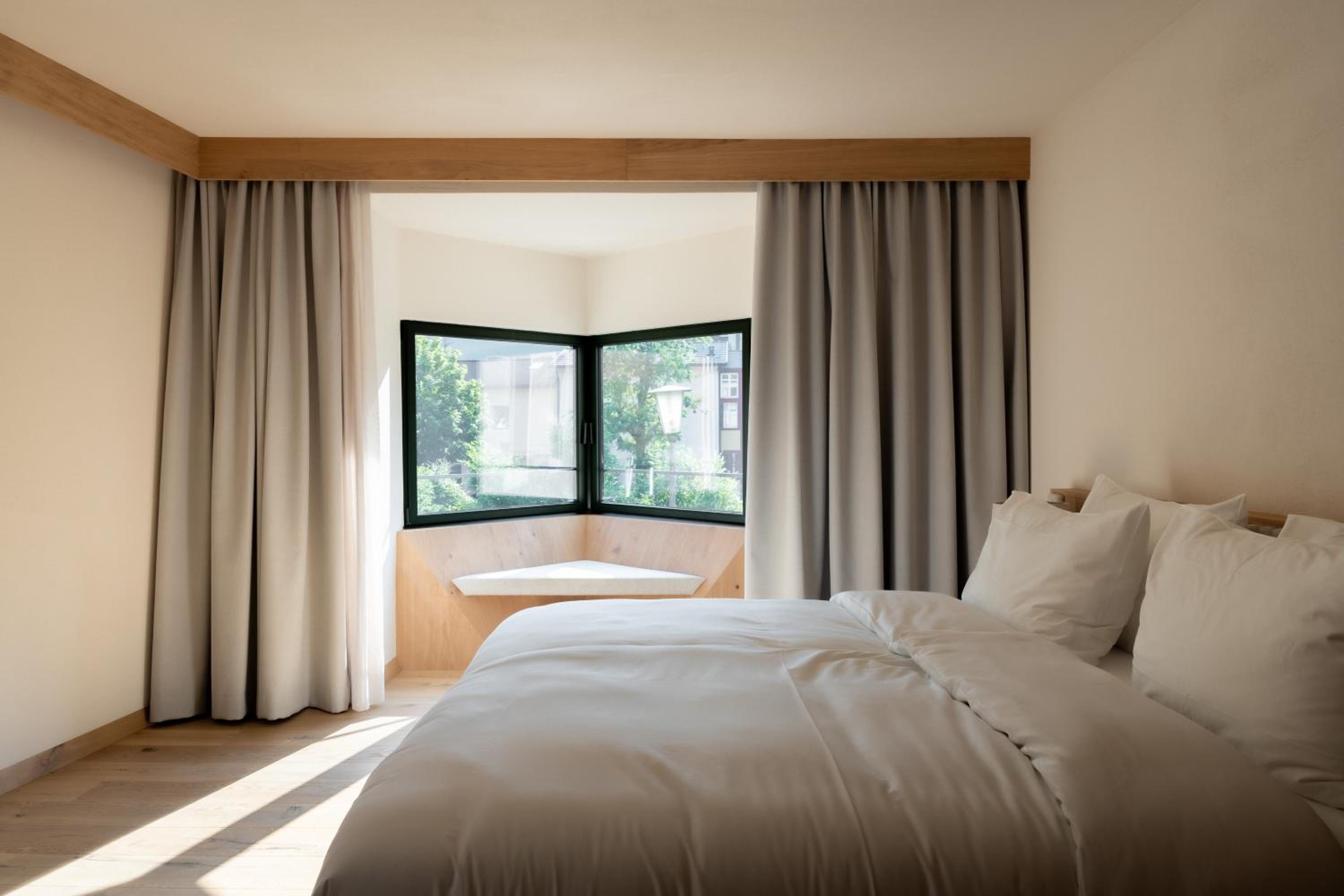 Superior Double Room - Photo 3