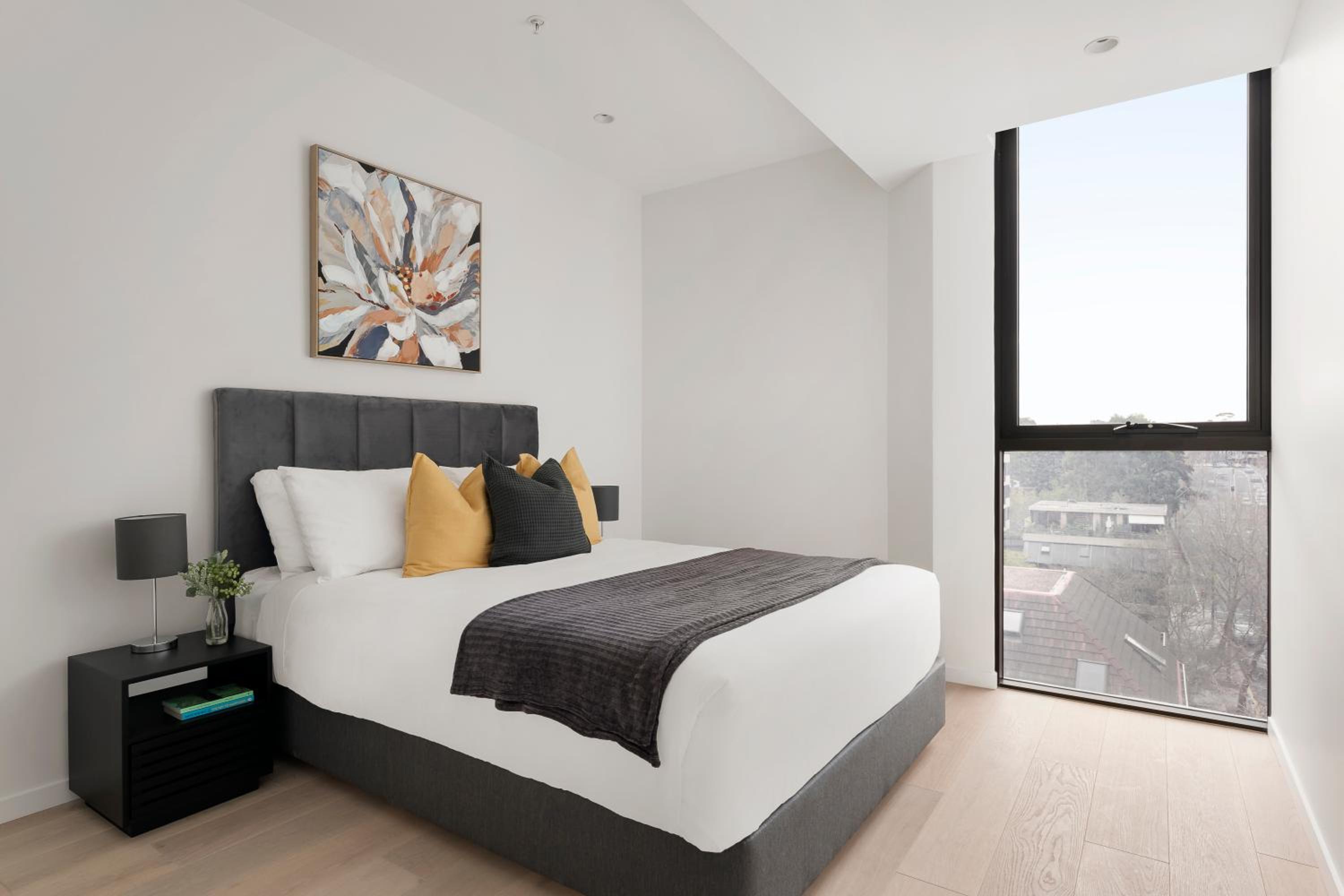One Bedroom Apartment With Study