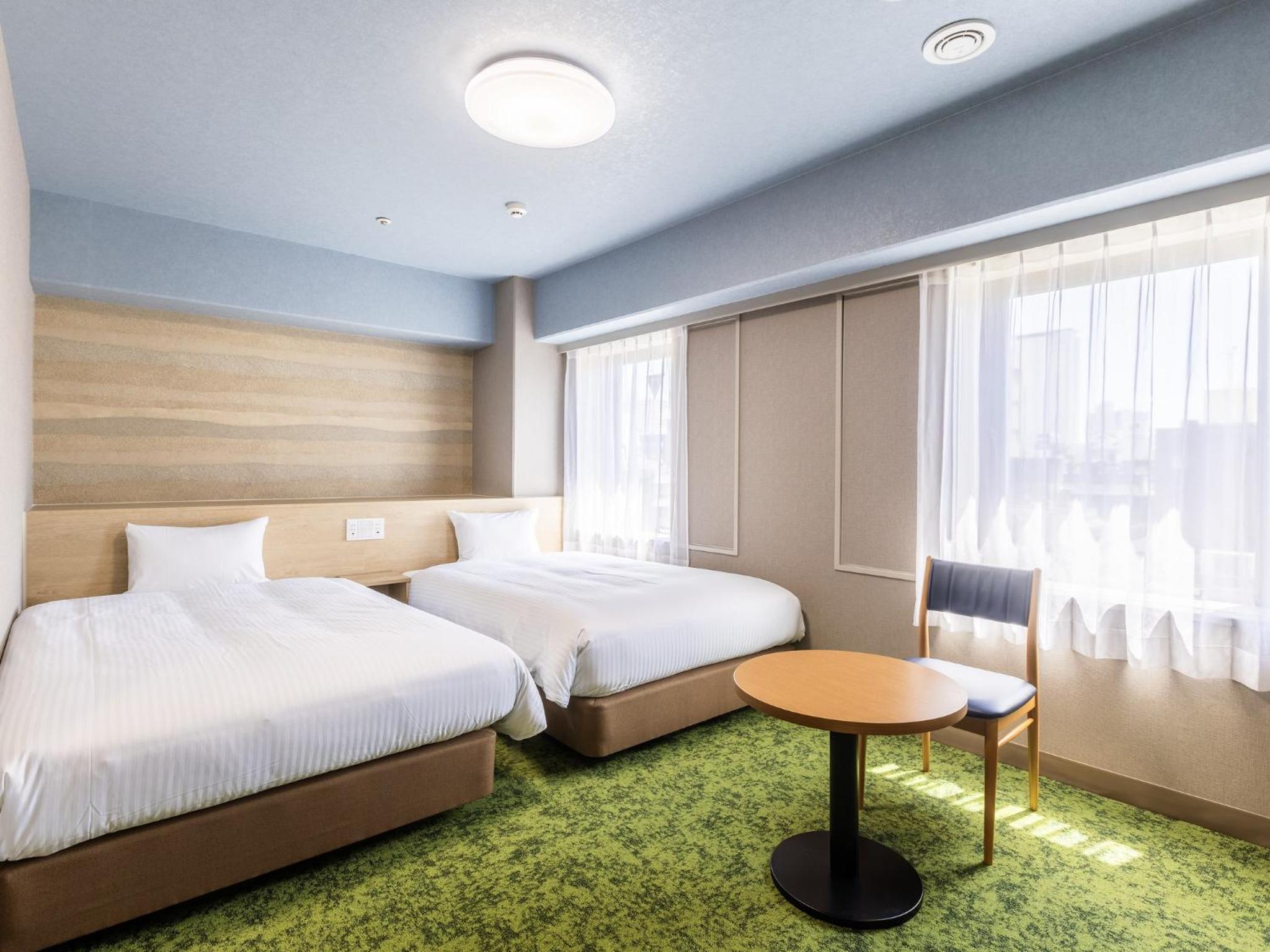 Deluxe Twin Room - Non-Smoking - Photo 10