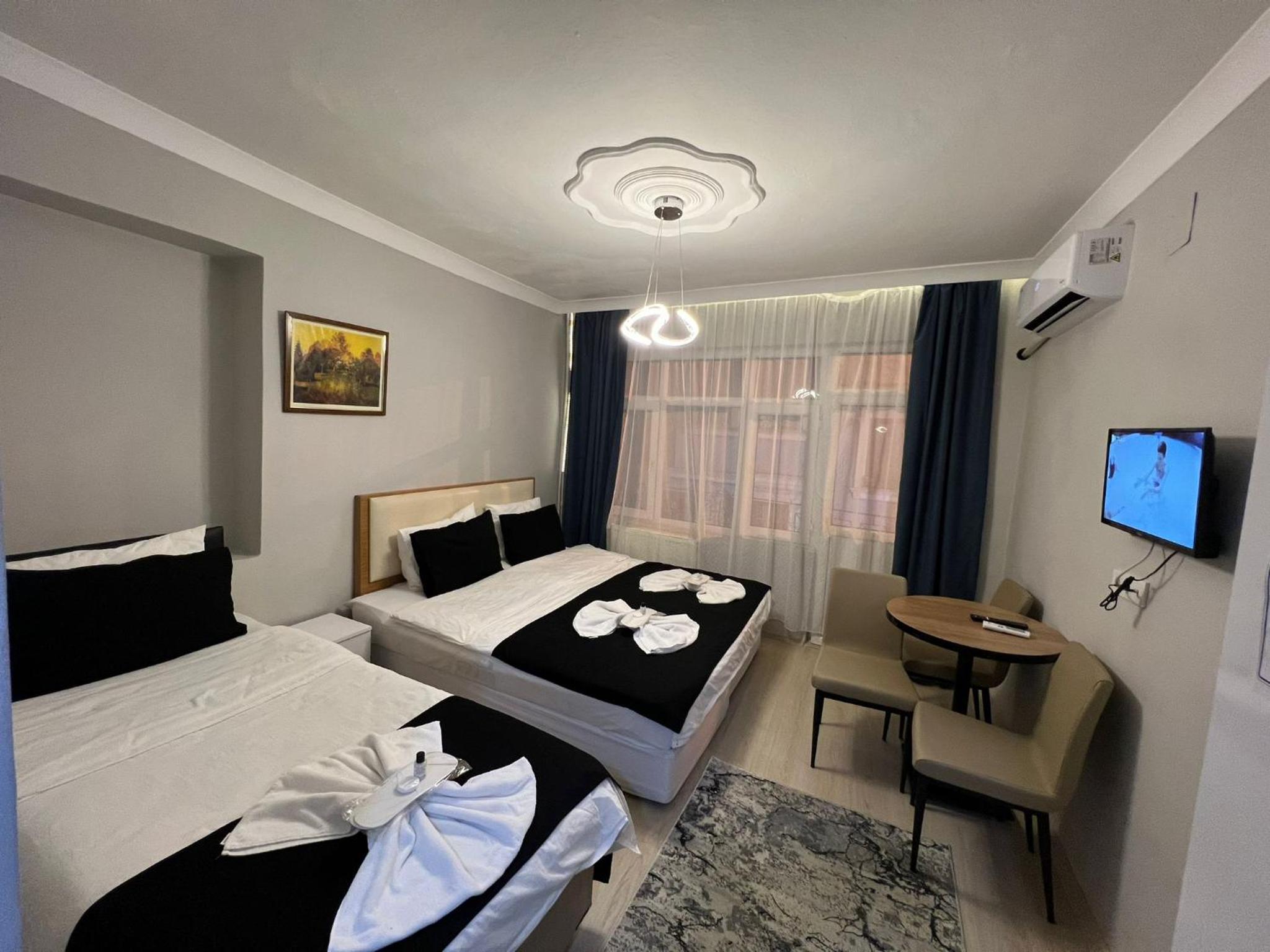 Triple Room with Balcony photo 1