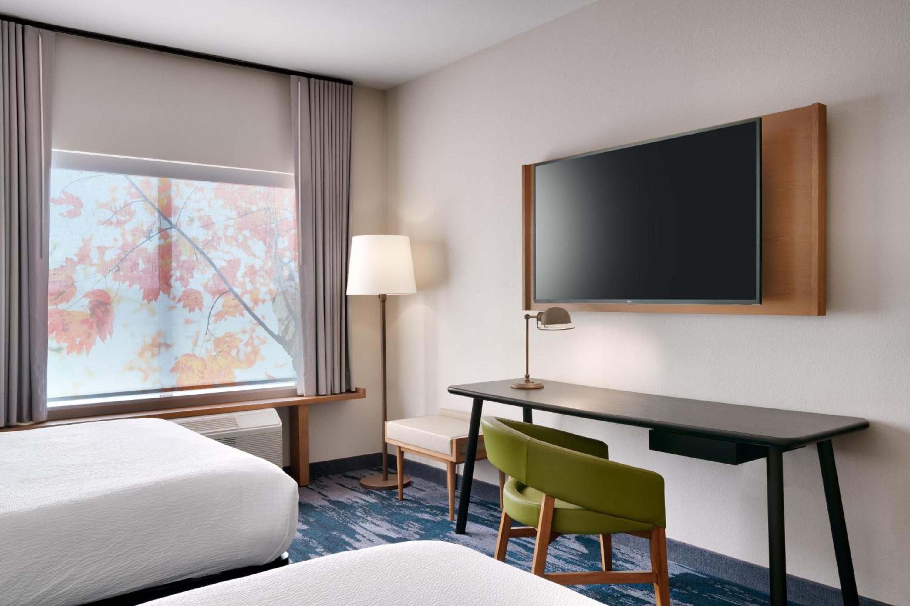 Guest room, Two Queen Beds - Photo 1