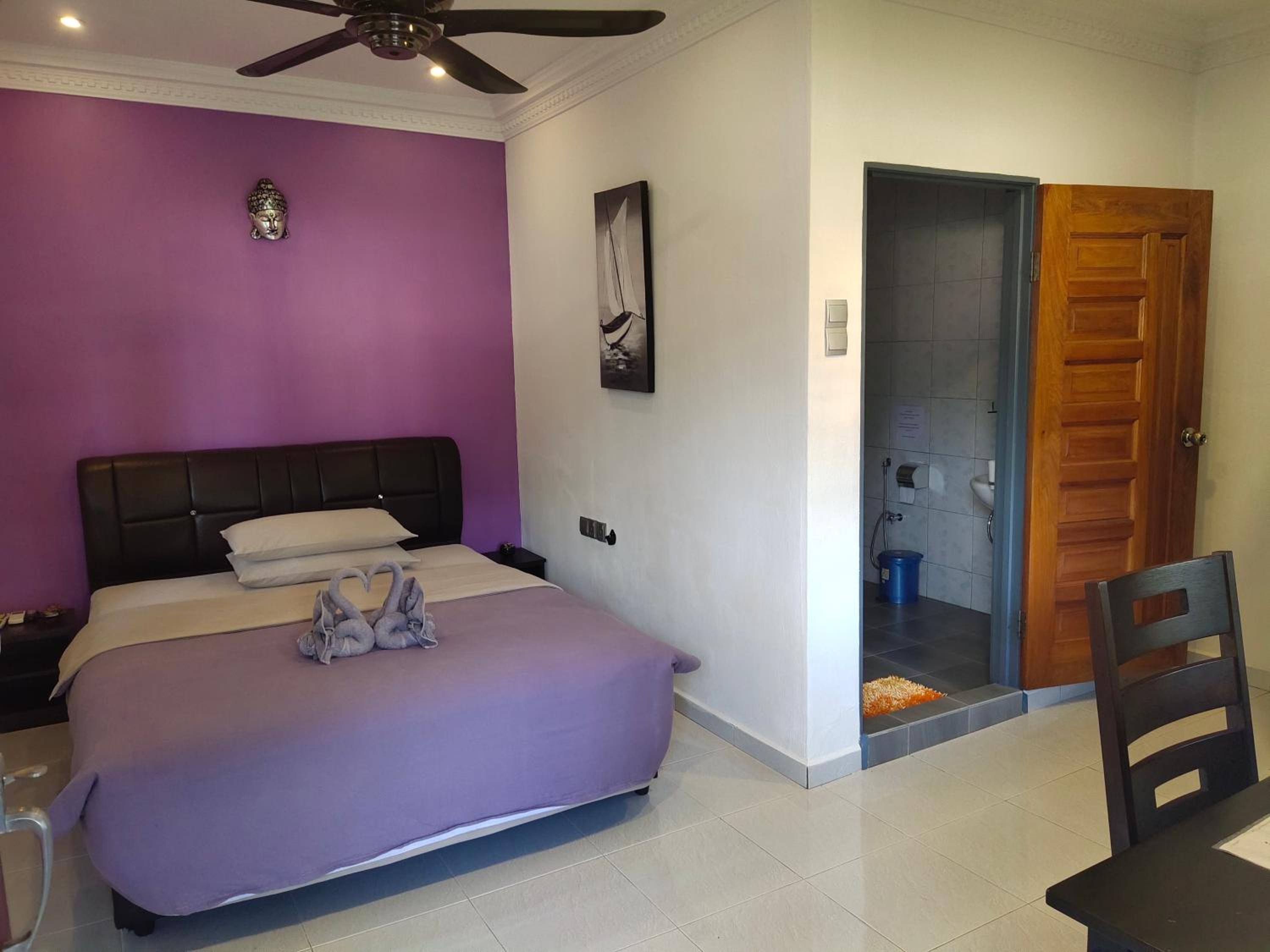 Deluxe Queen Room photo 2
