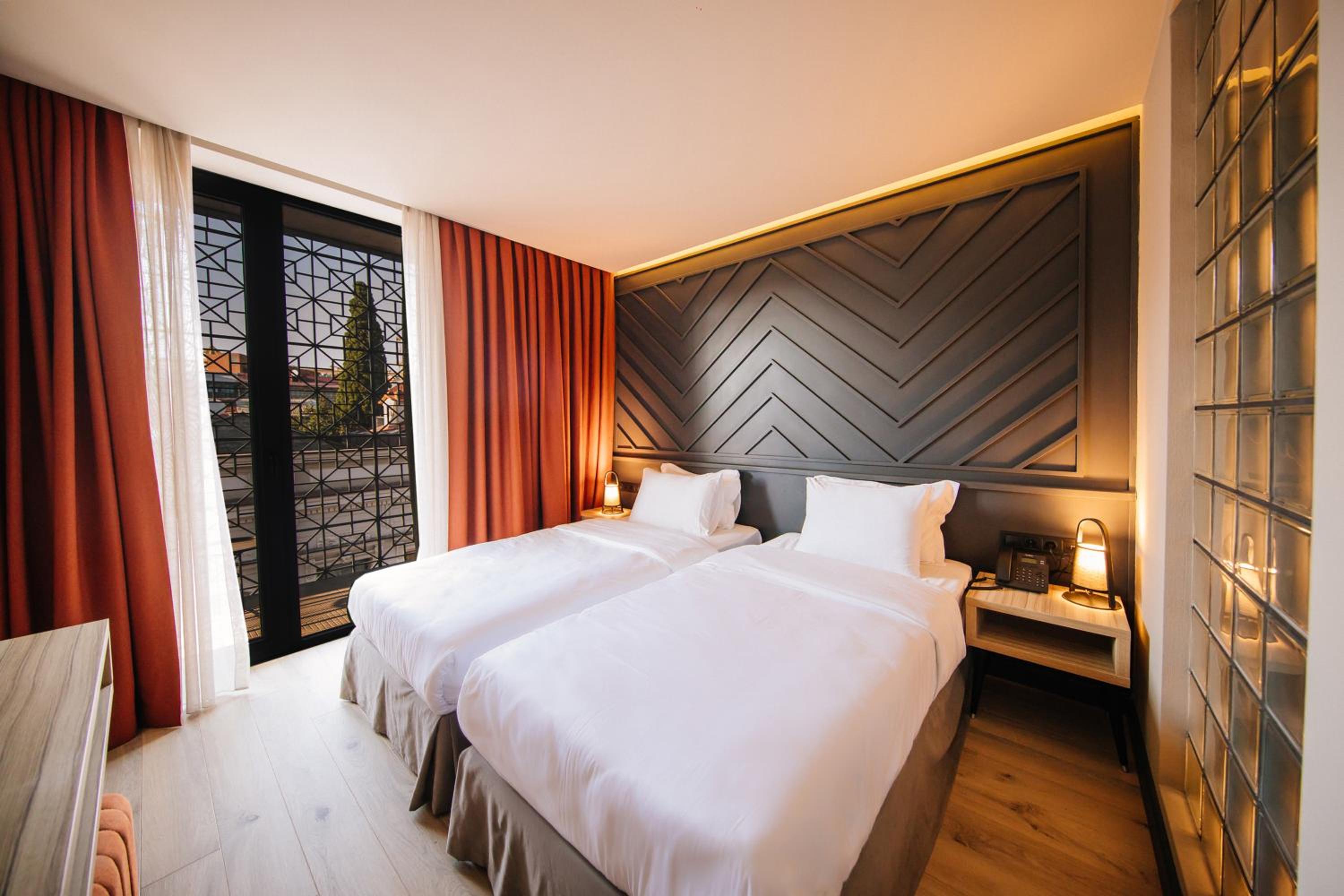 Double or Twin Room with Street View  - Photo 1