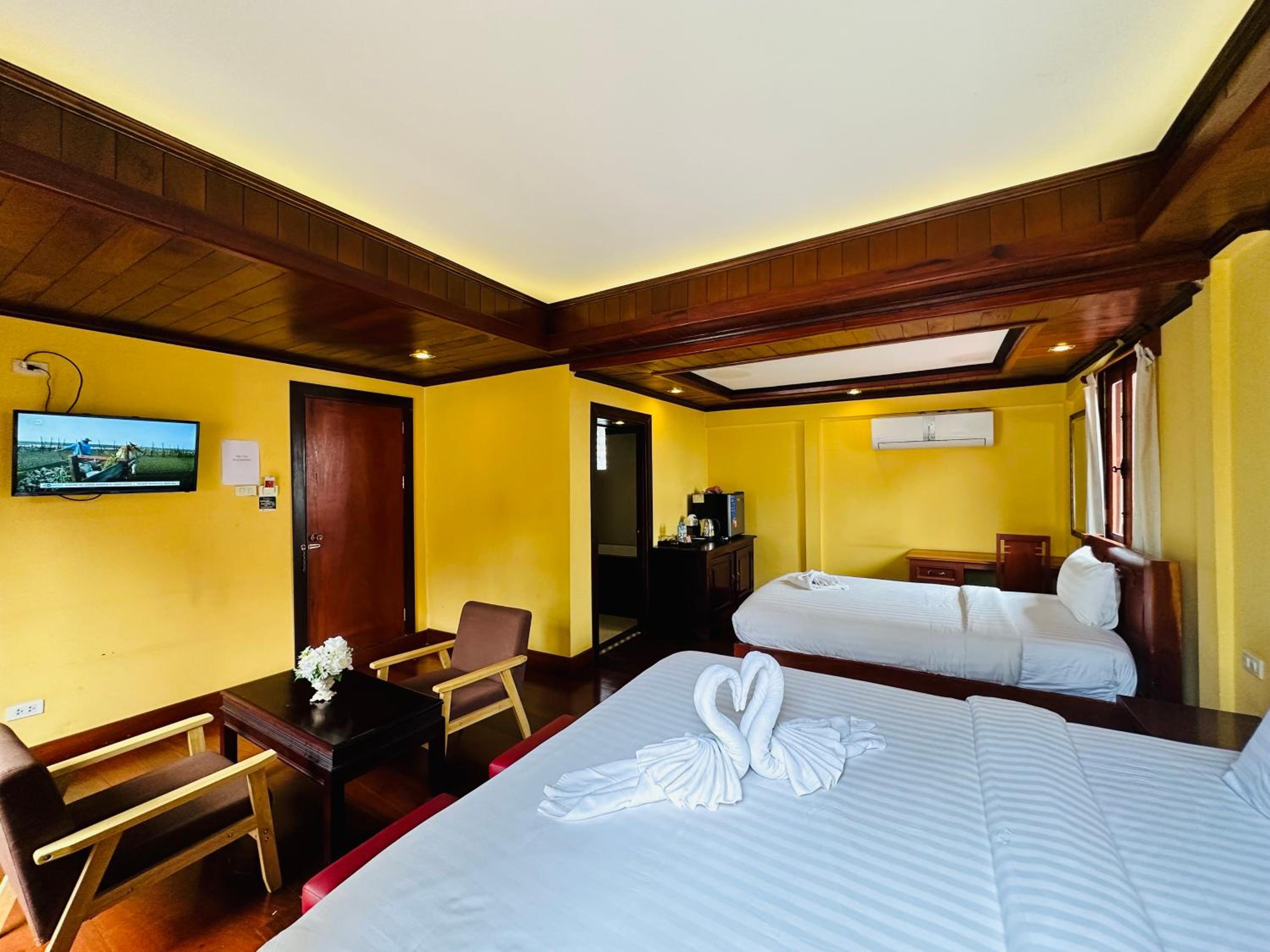 Luxury Triple Room - Photo 6