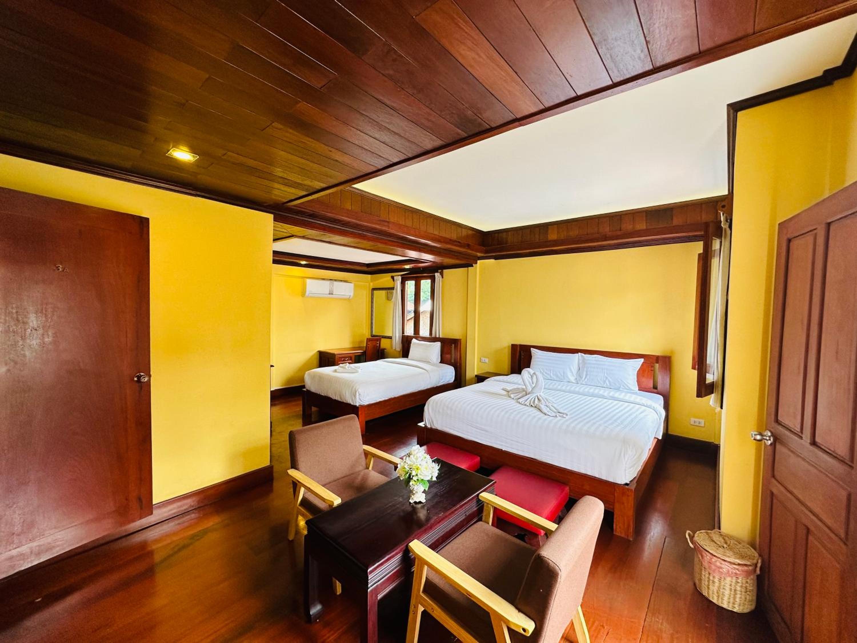 Luxury Triple Room - Photo 9