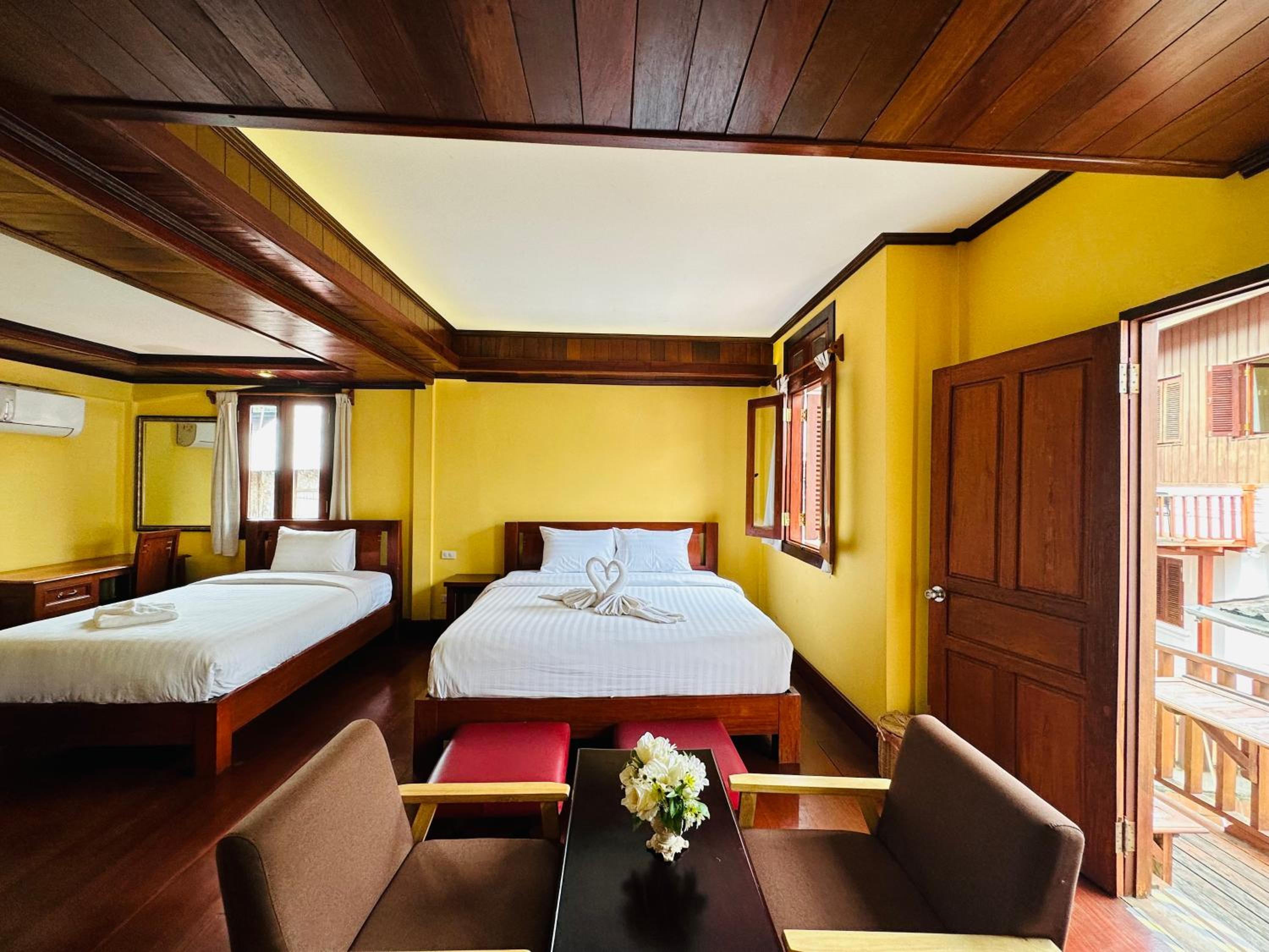 Luxury Triple Room - Photo 19