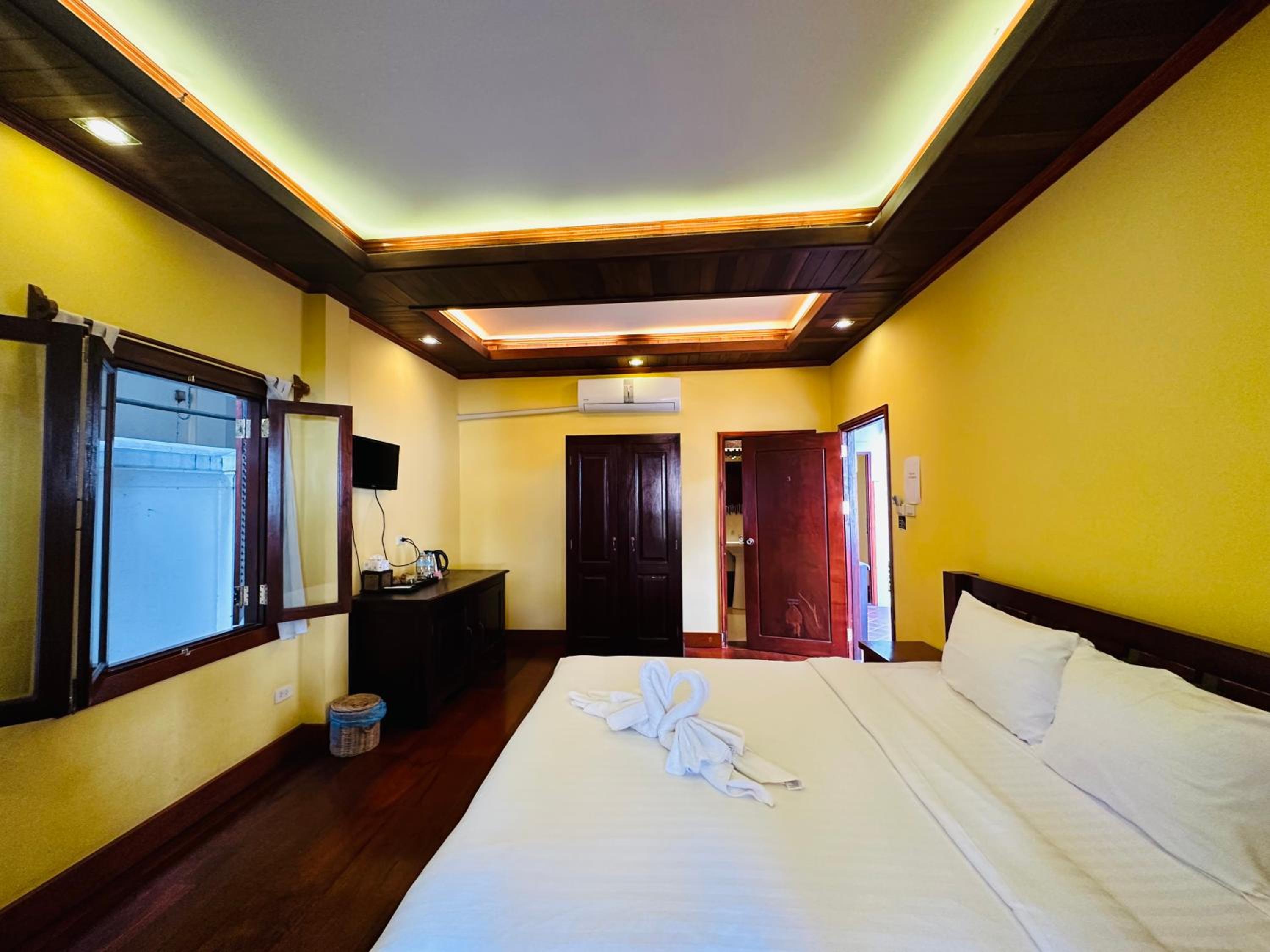 Deluxe Double Room - Photo 18