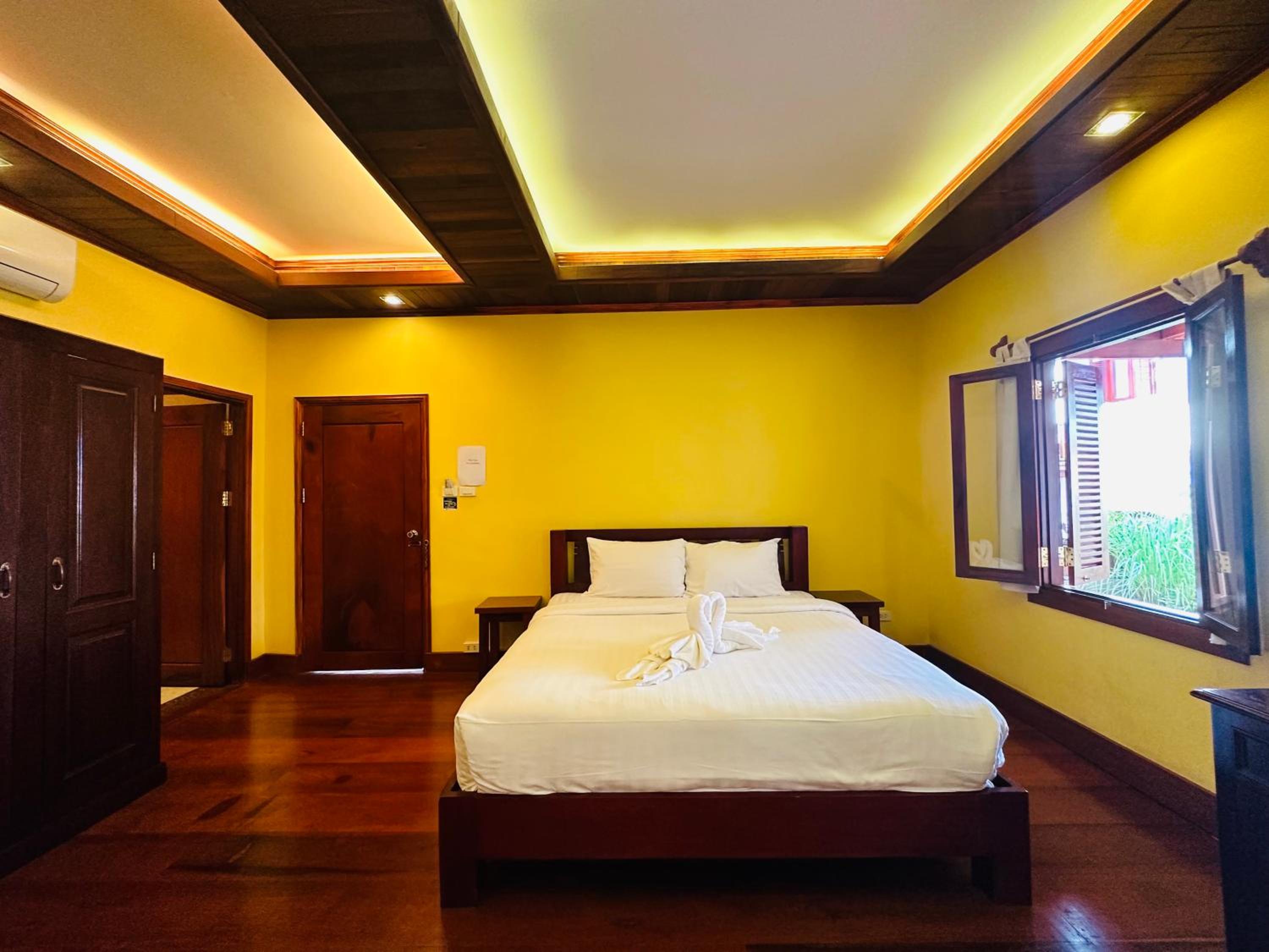 Deluxe Double Room - Photo 15