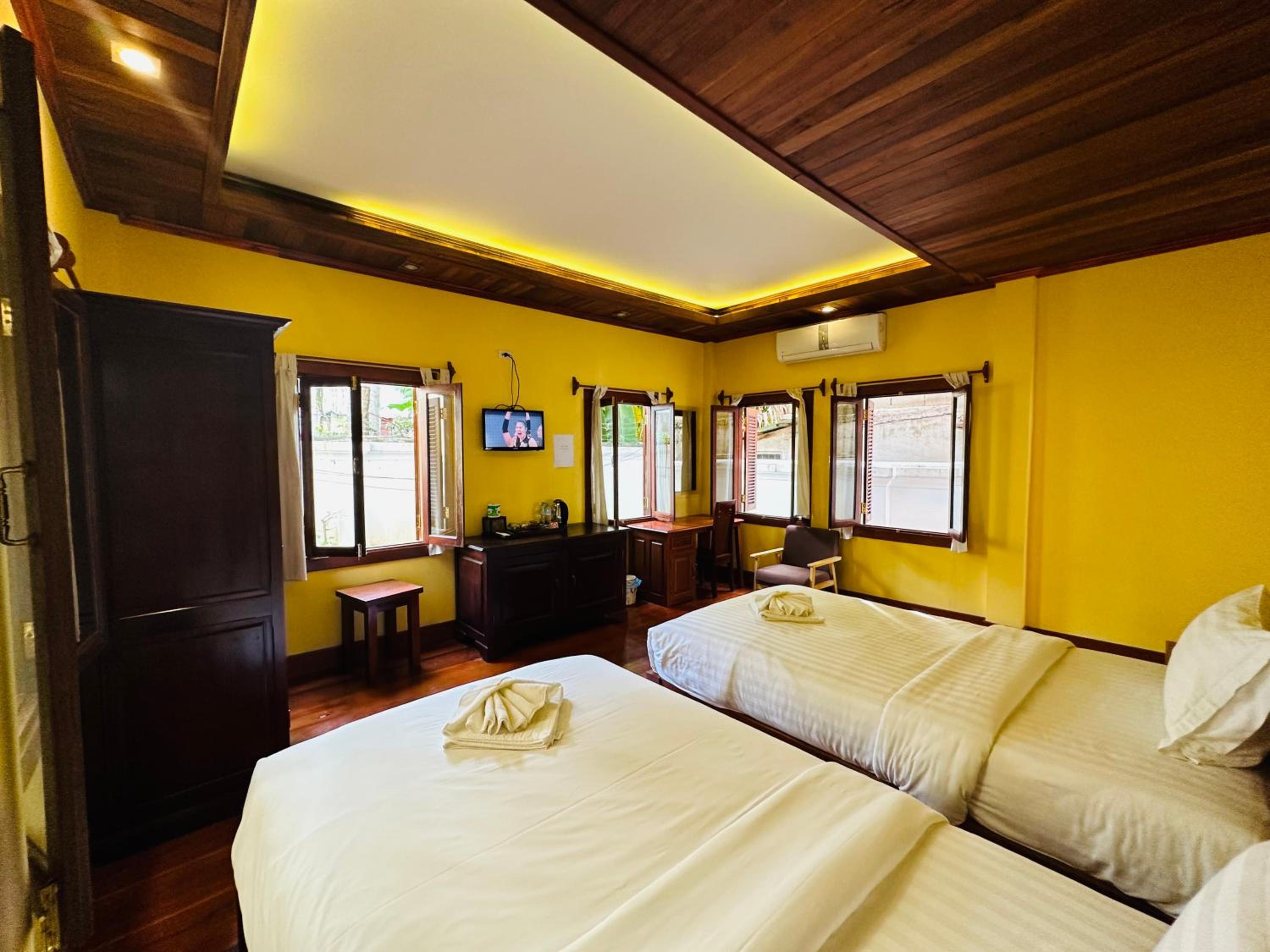 Deluxe Twin Room - Photo 14