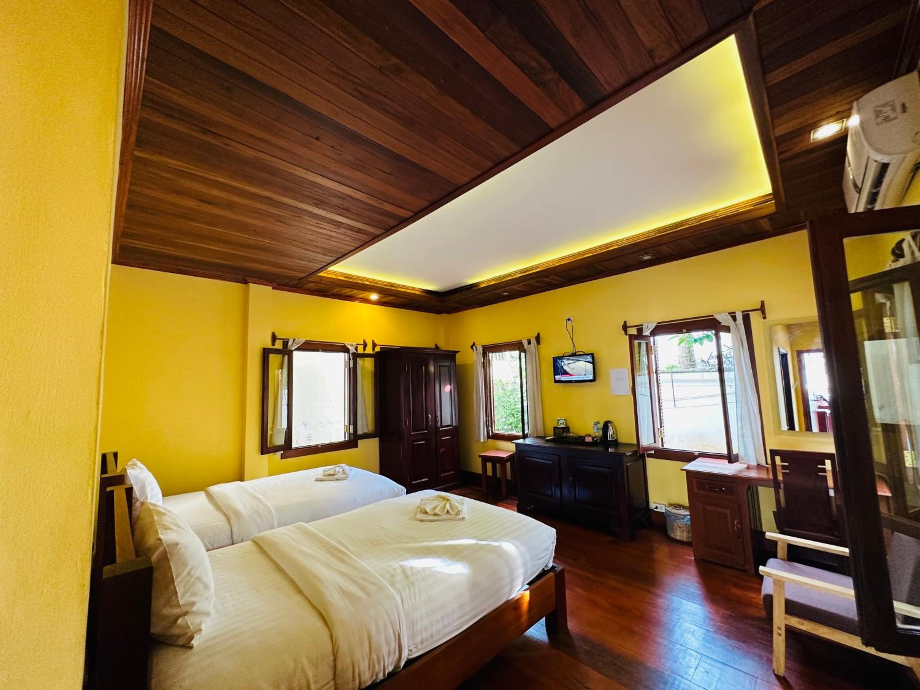 Deluxe Twin Room - Photo 16