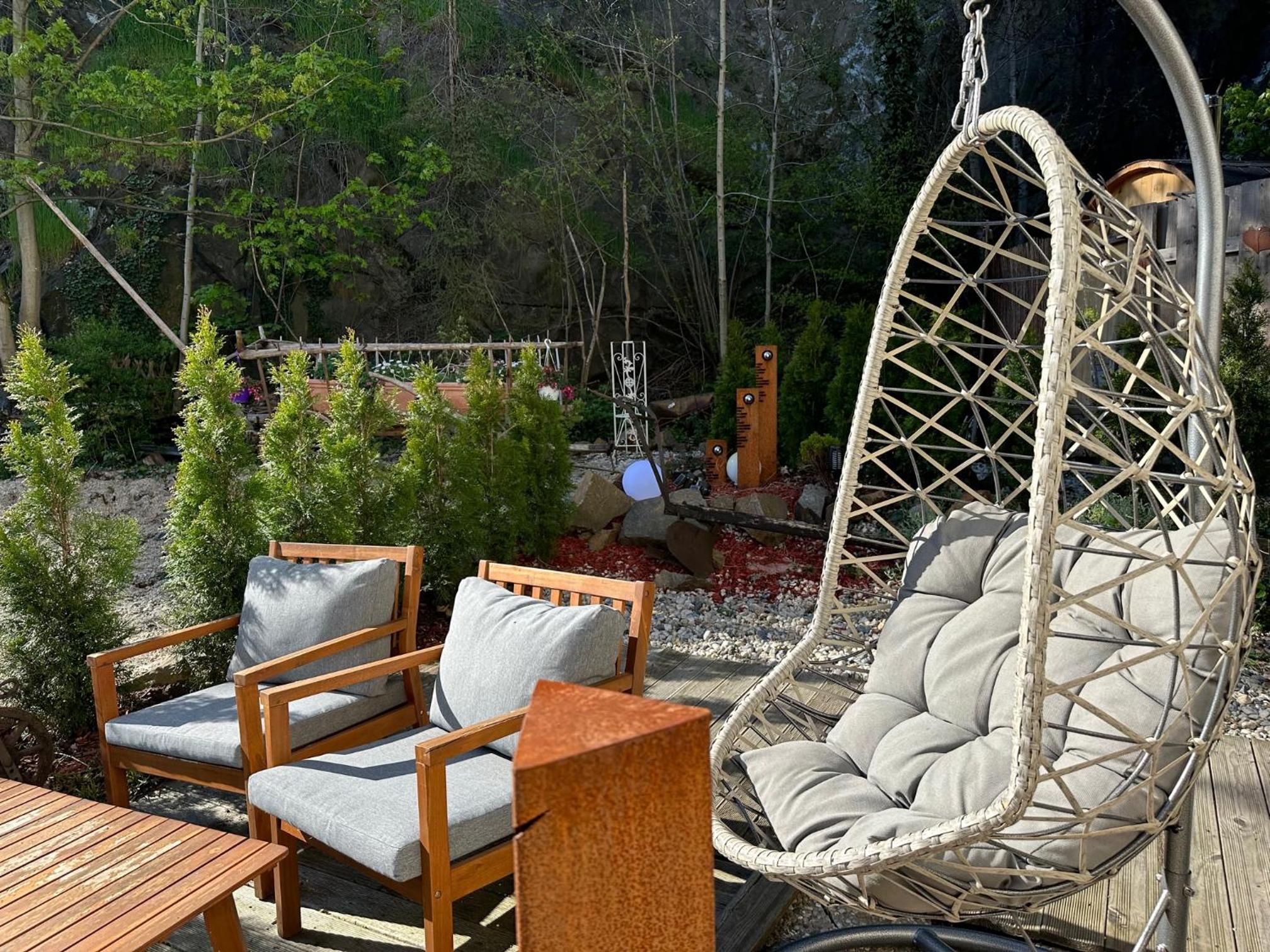 Studio with Balcony - Photo 18