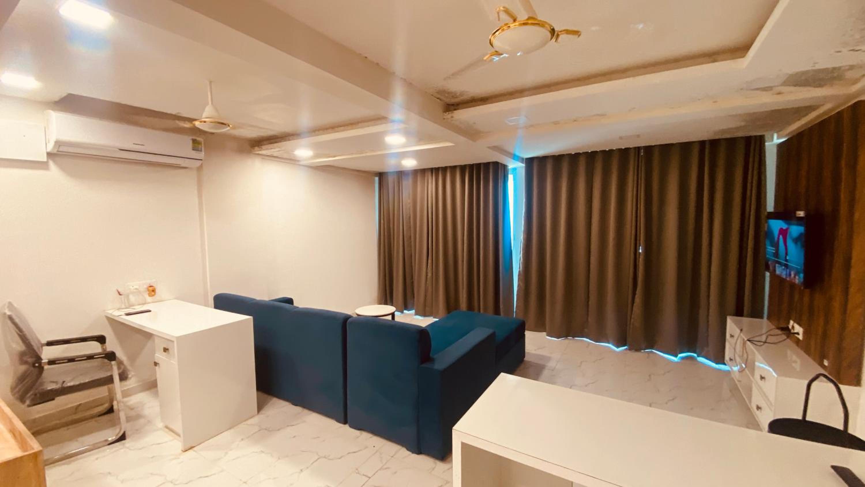 Family Room with Sea View