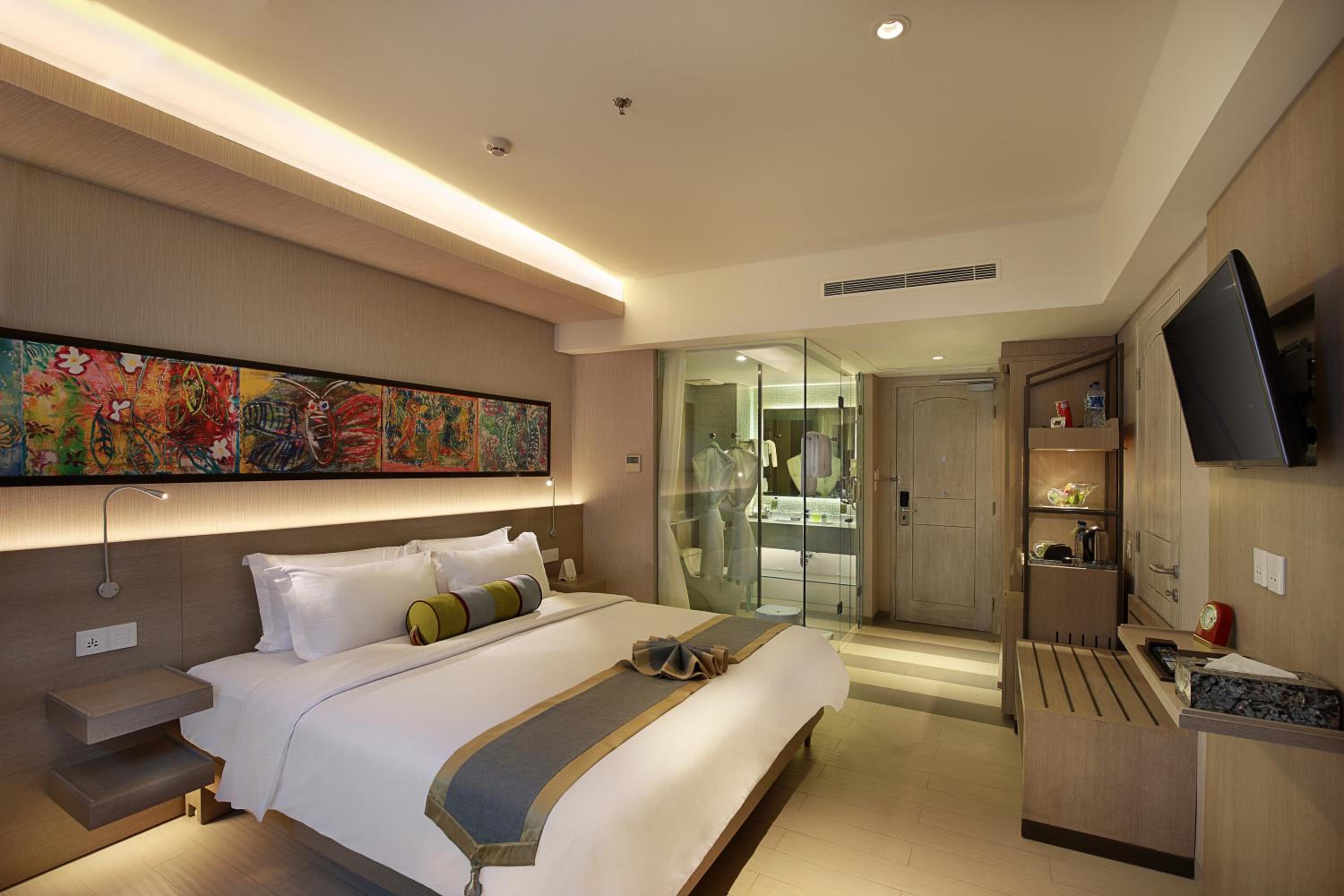 Superior King Room