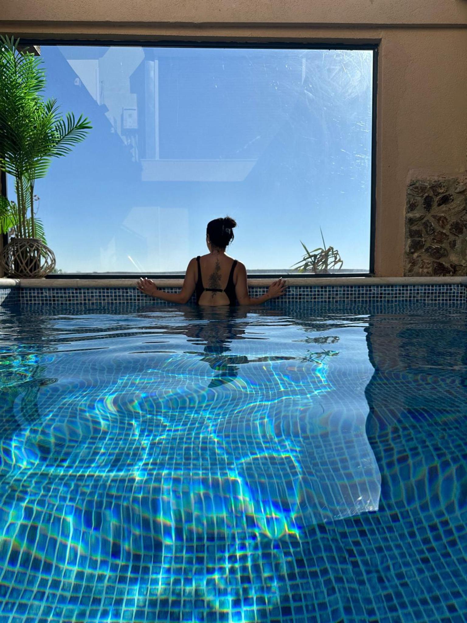 Suite with Private Pool photo 2