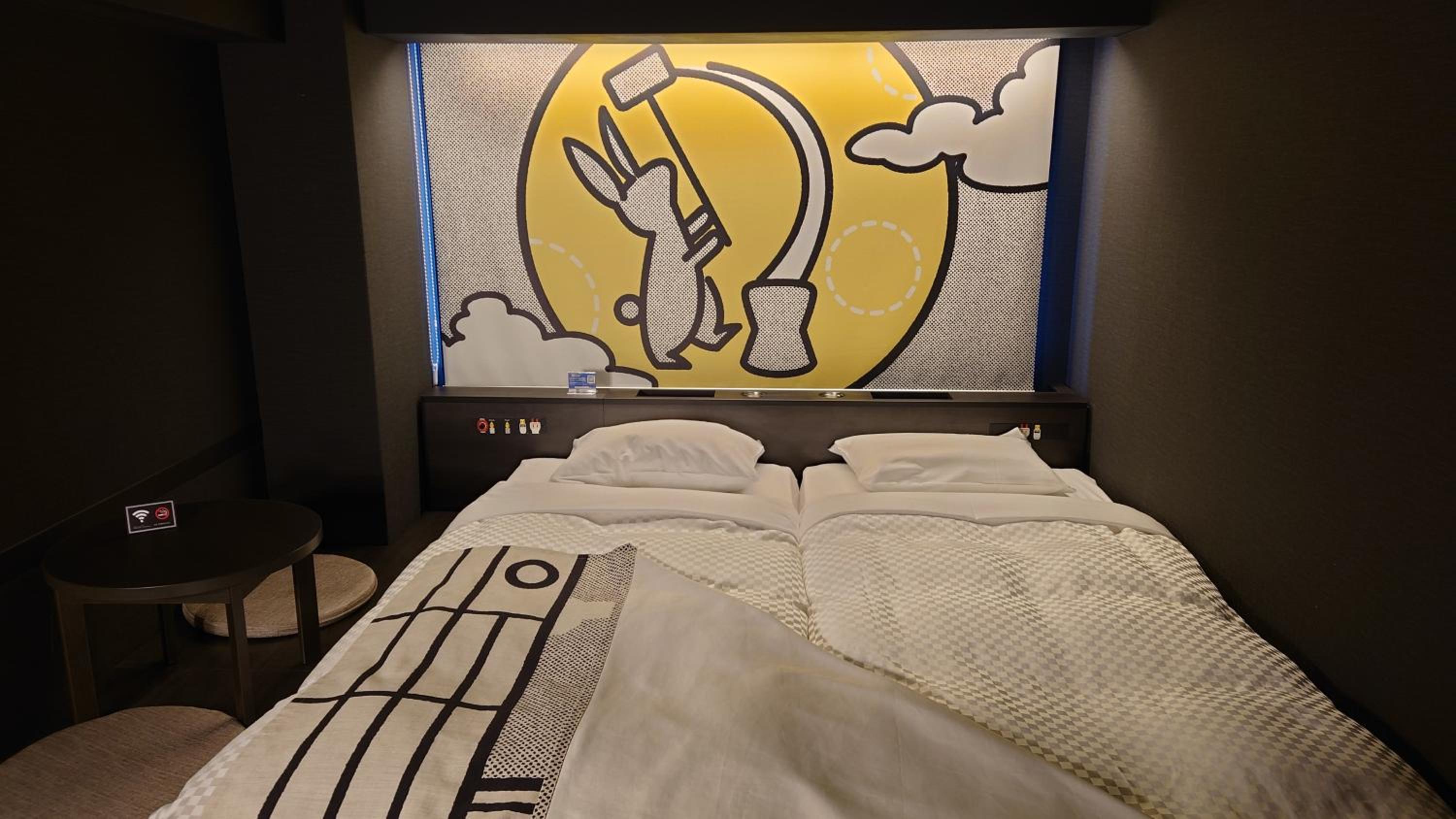 Hollywood Twin Room - Photo 17