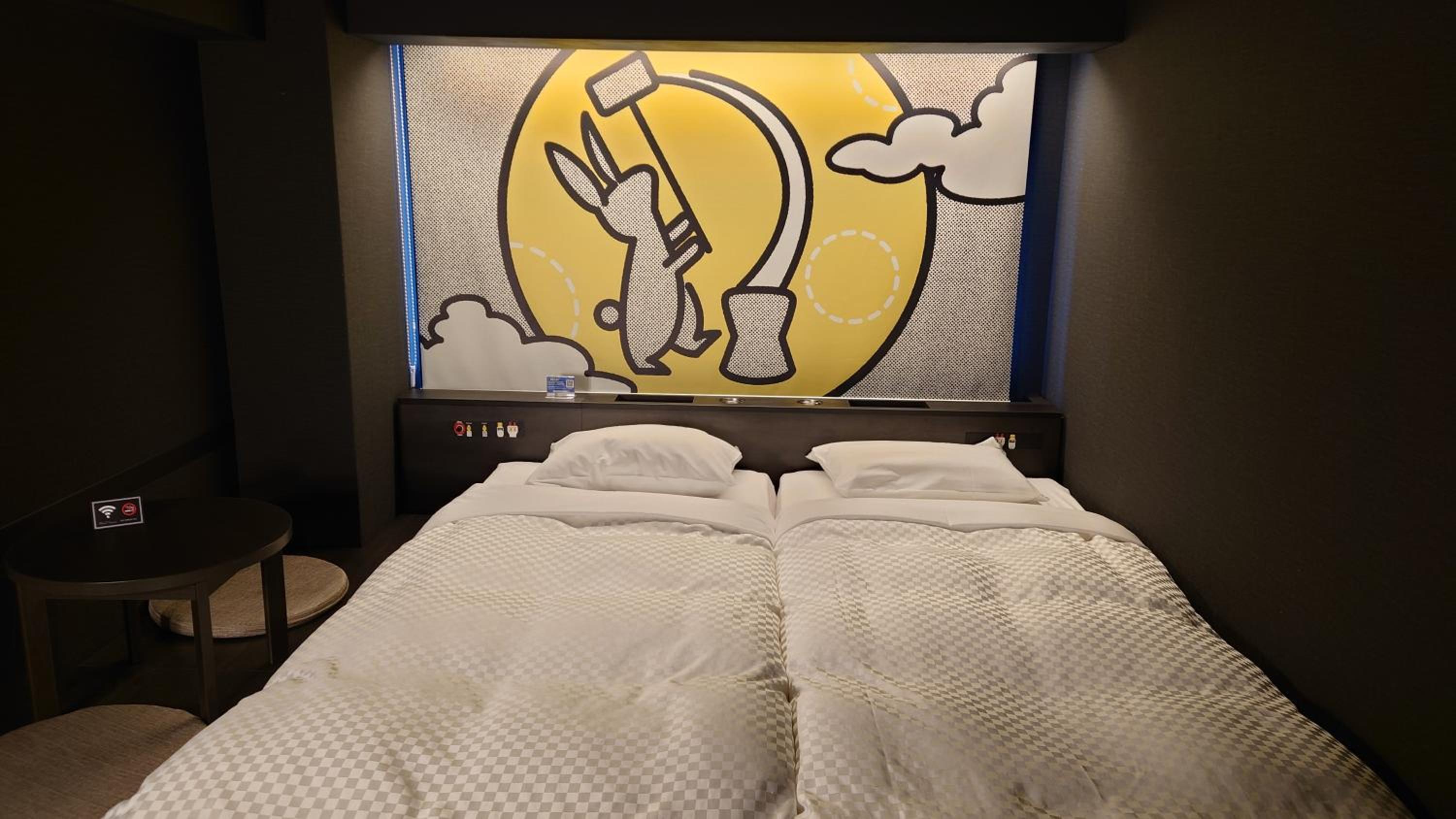 Hollywood Twin Room - Photo 1