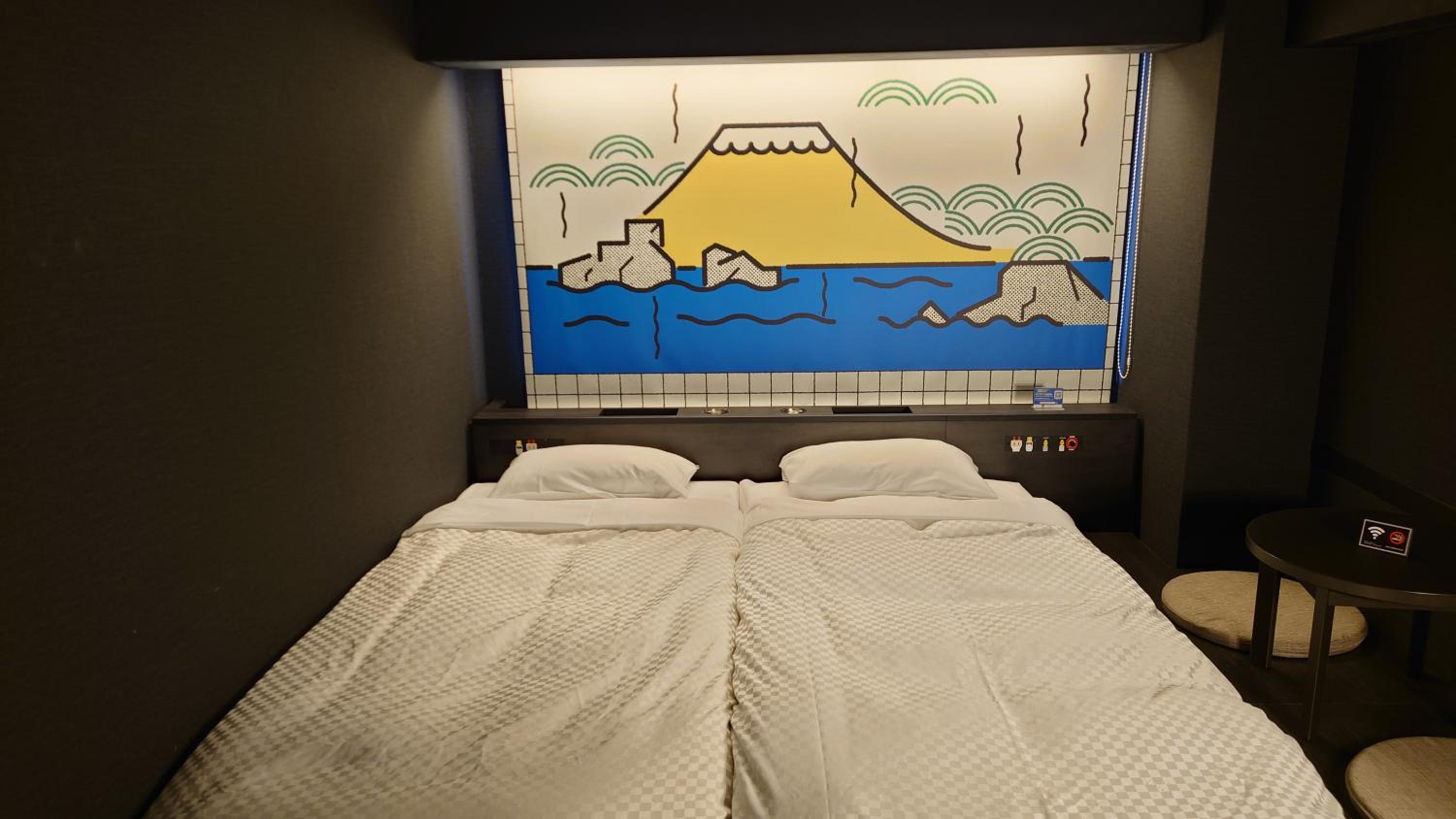 Hollywood Twin Room - Photo 4
