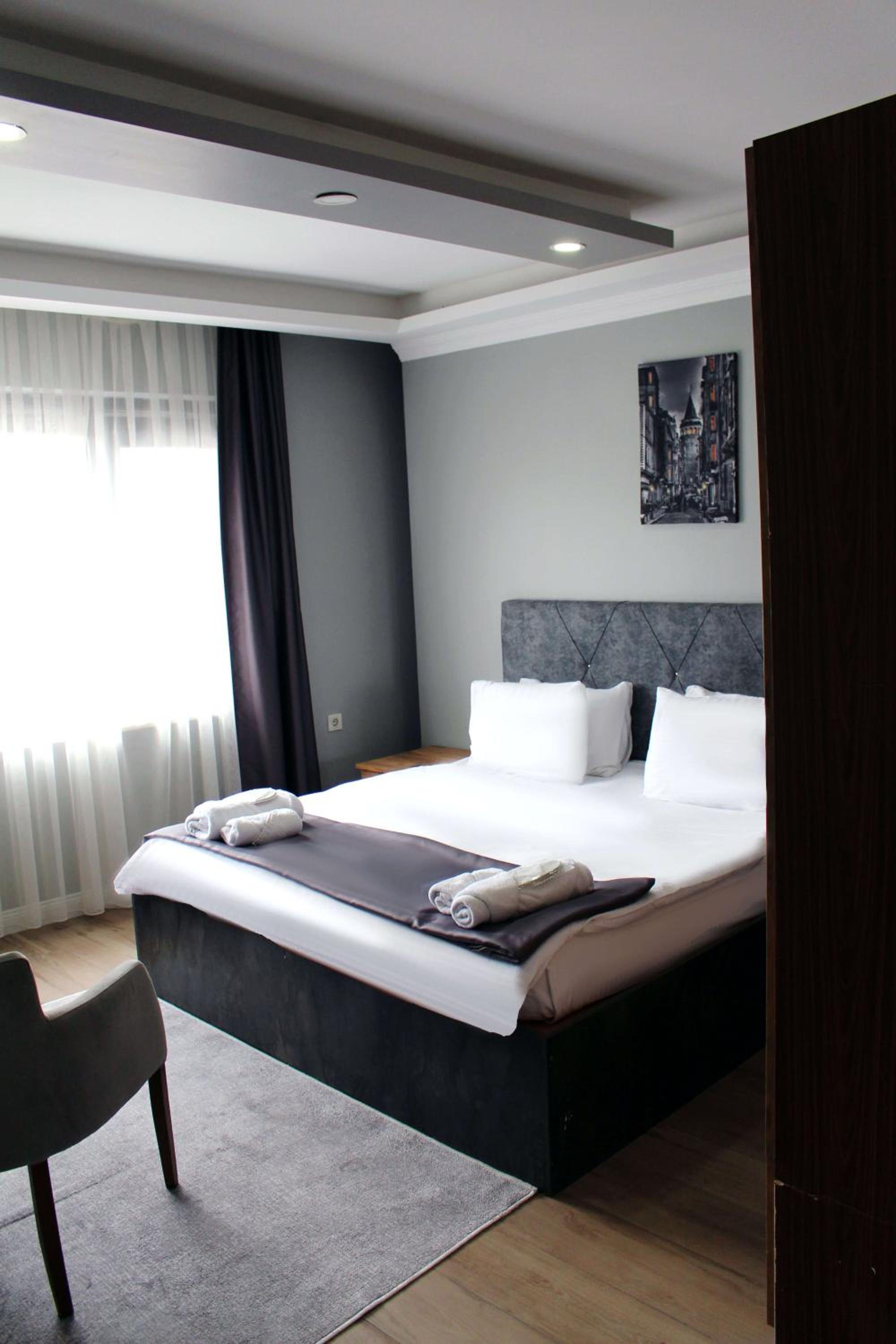 Economy Double Room photo 1