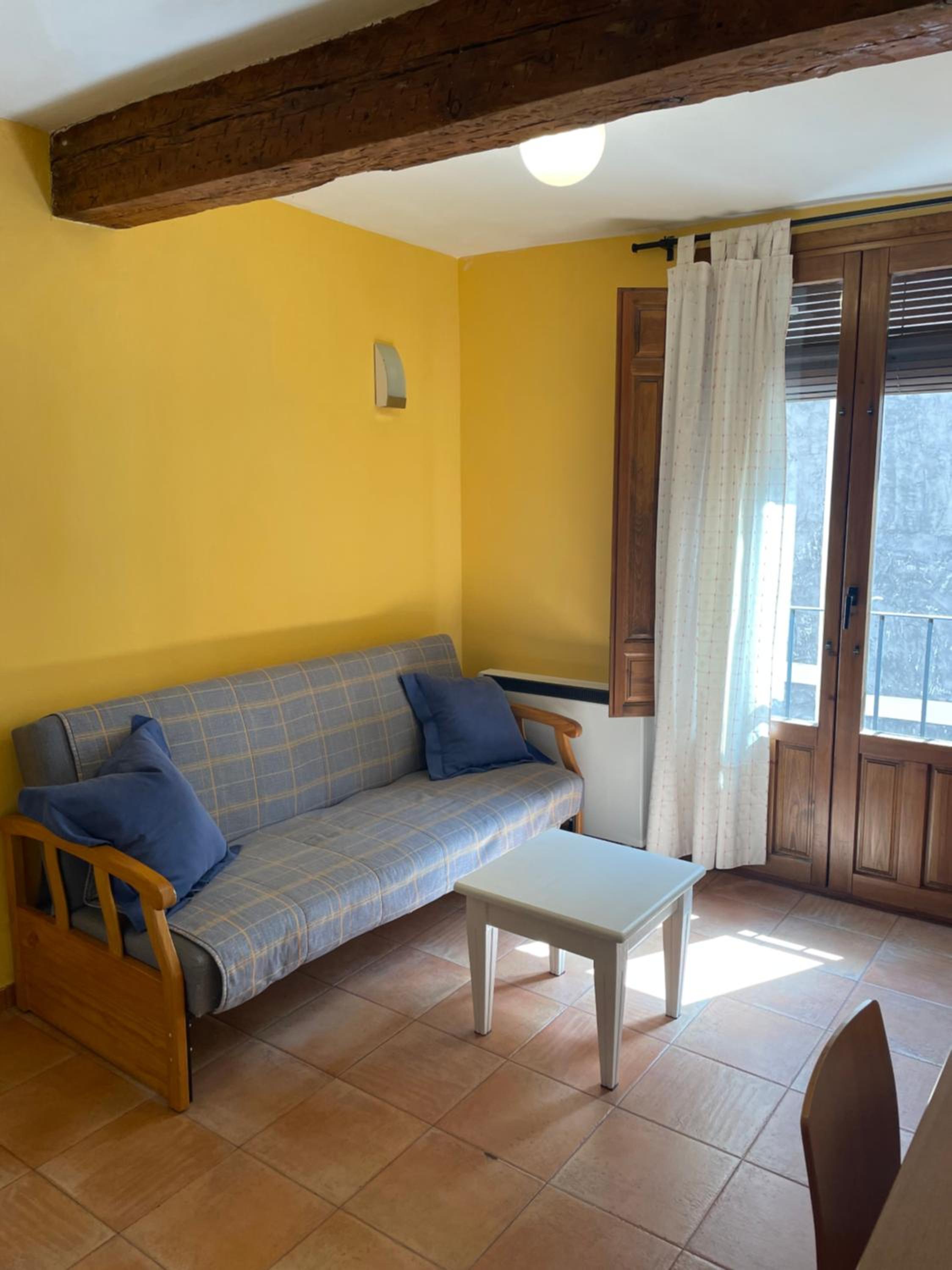 Estudio con Balcón