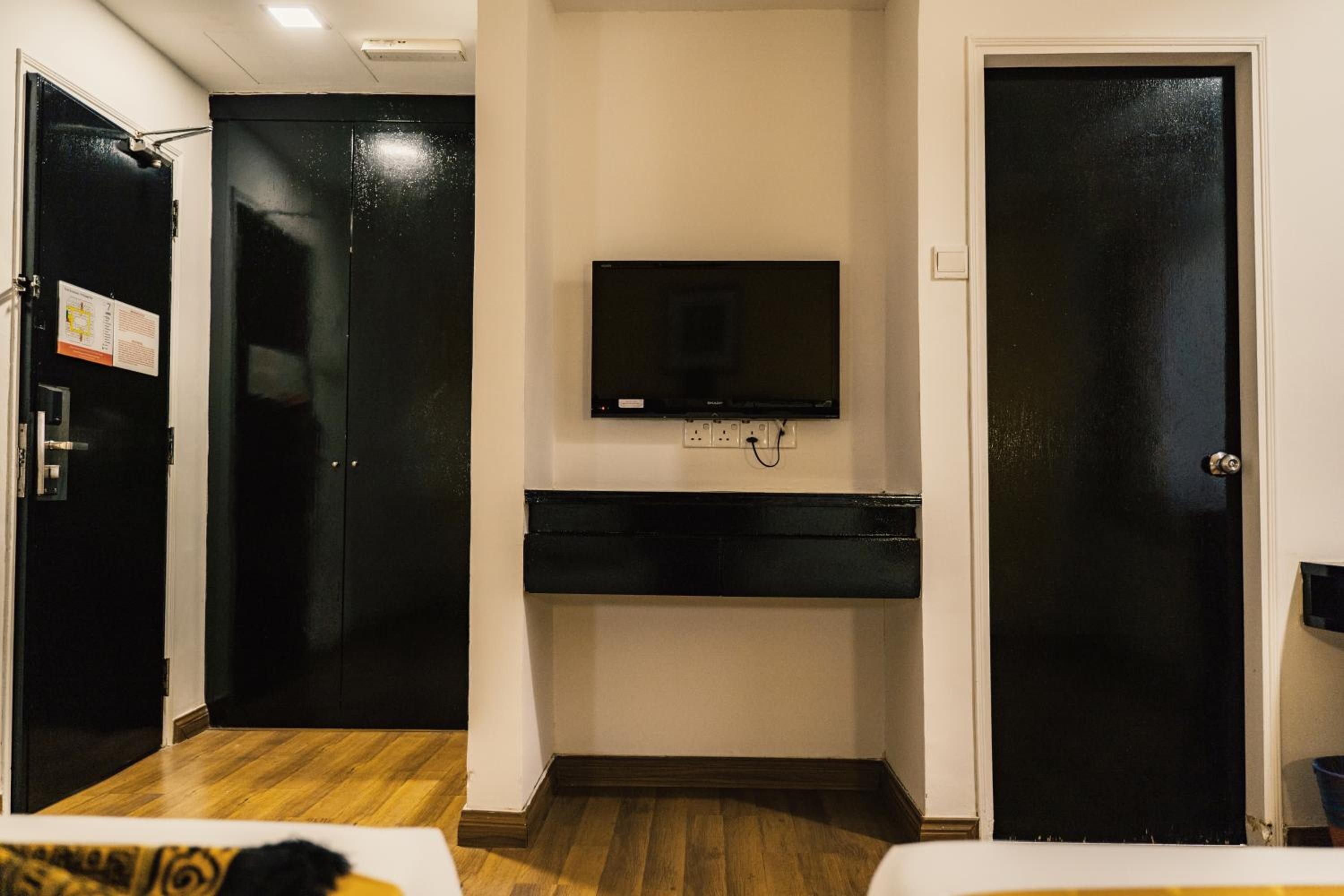 Superior Twin Room - Photo 2