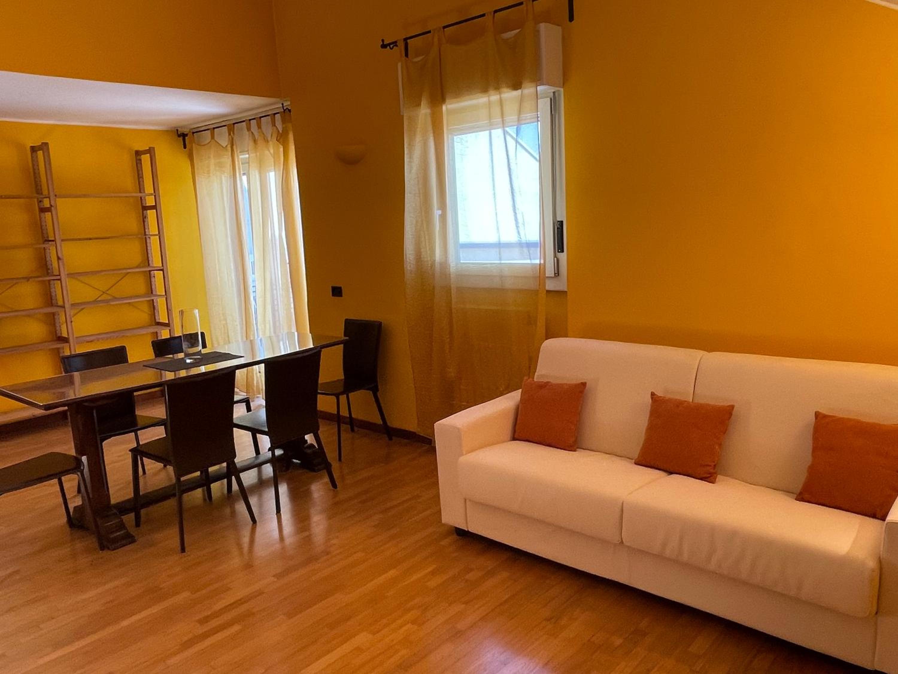 One-Bedroom Apartment photo 3