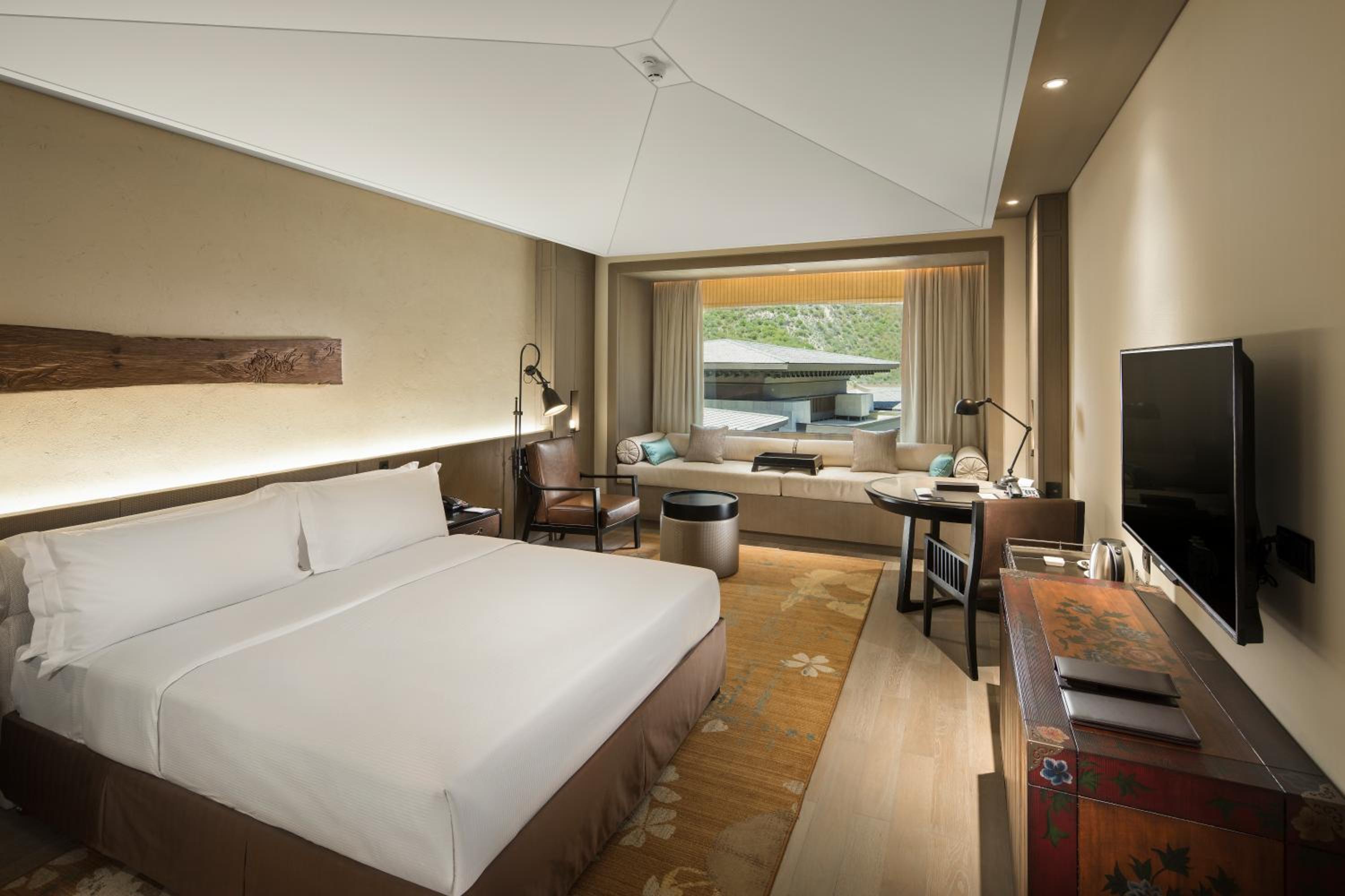 Hilton Suite photo 3