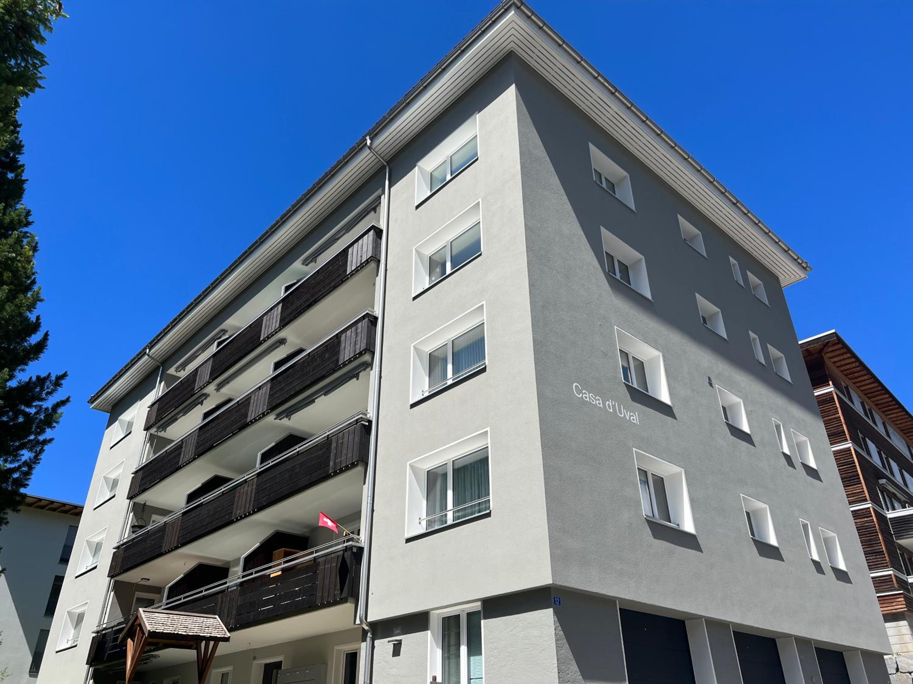 Apartment with Mountain View photo 3