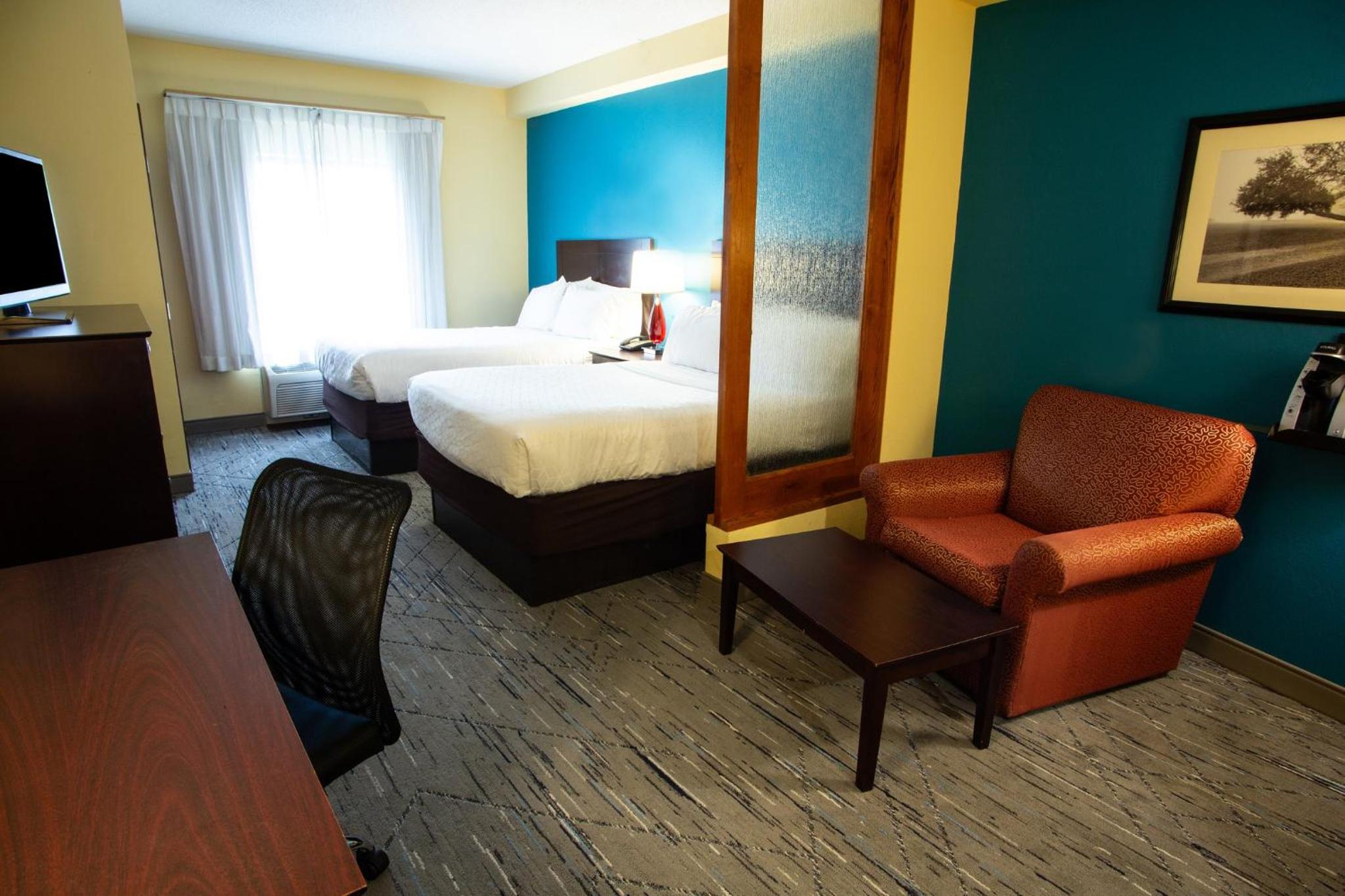 Standard Double Room with Two Double Beds - Photo 3