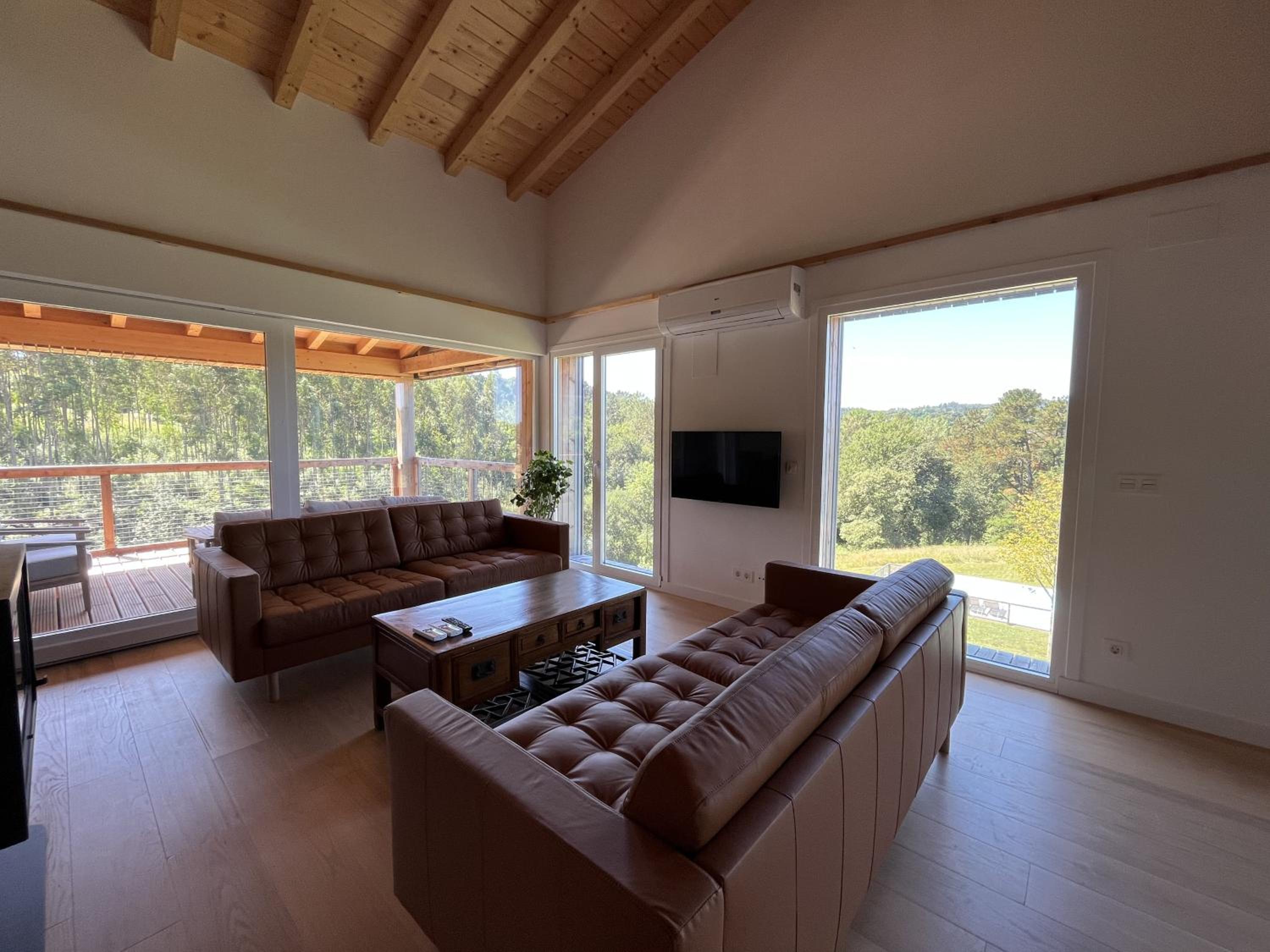 Three-Bedroom Apartment - Photo 1