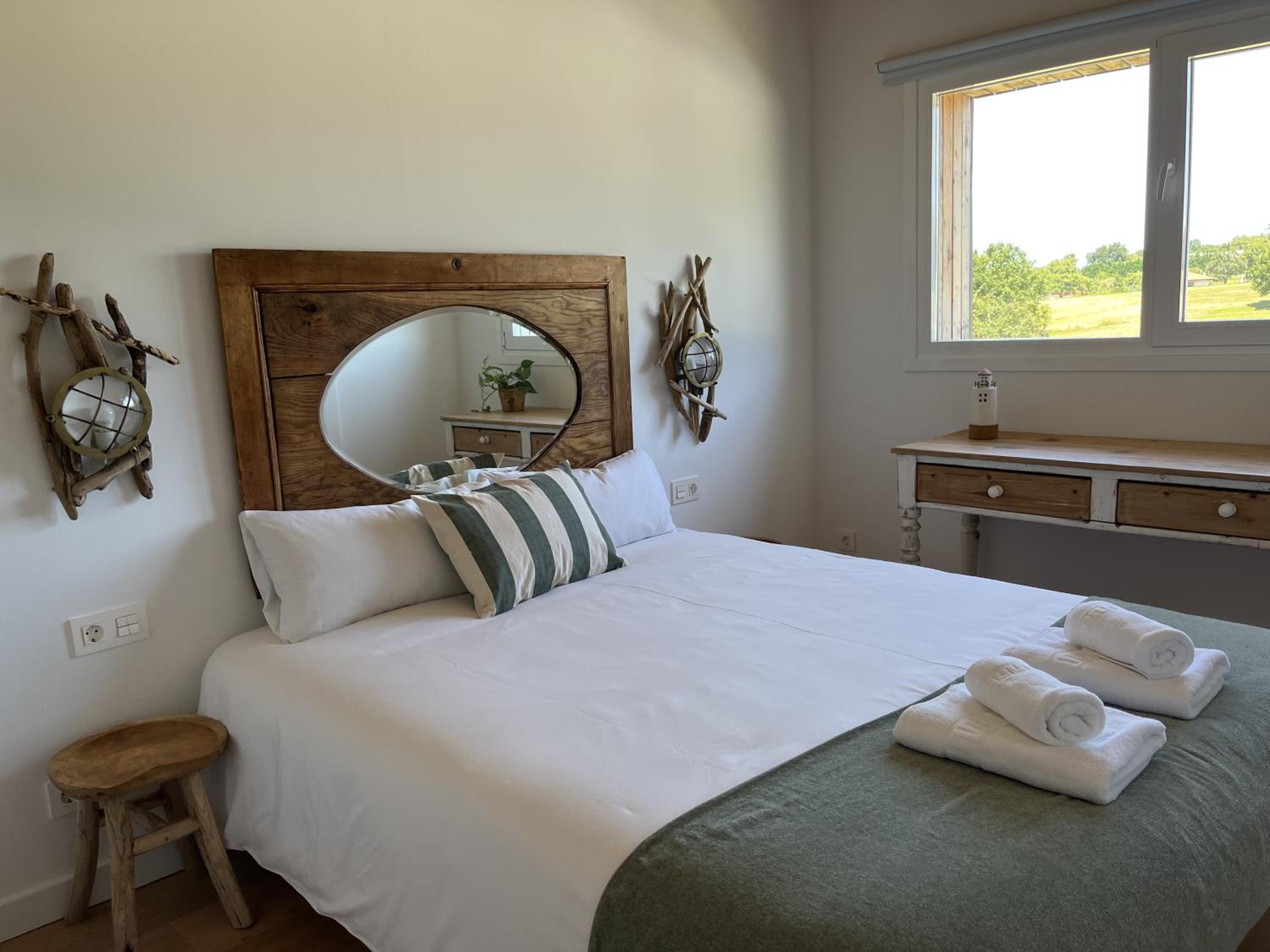 Three-Bedroom Apartment - Photo 2