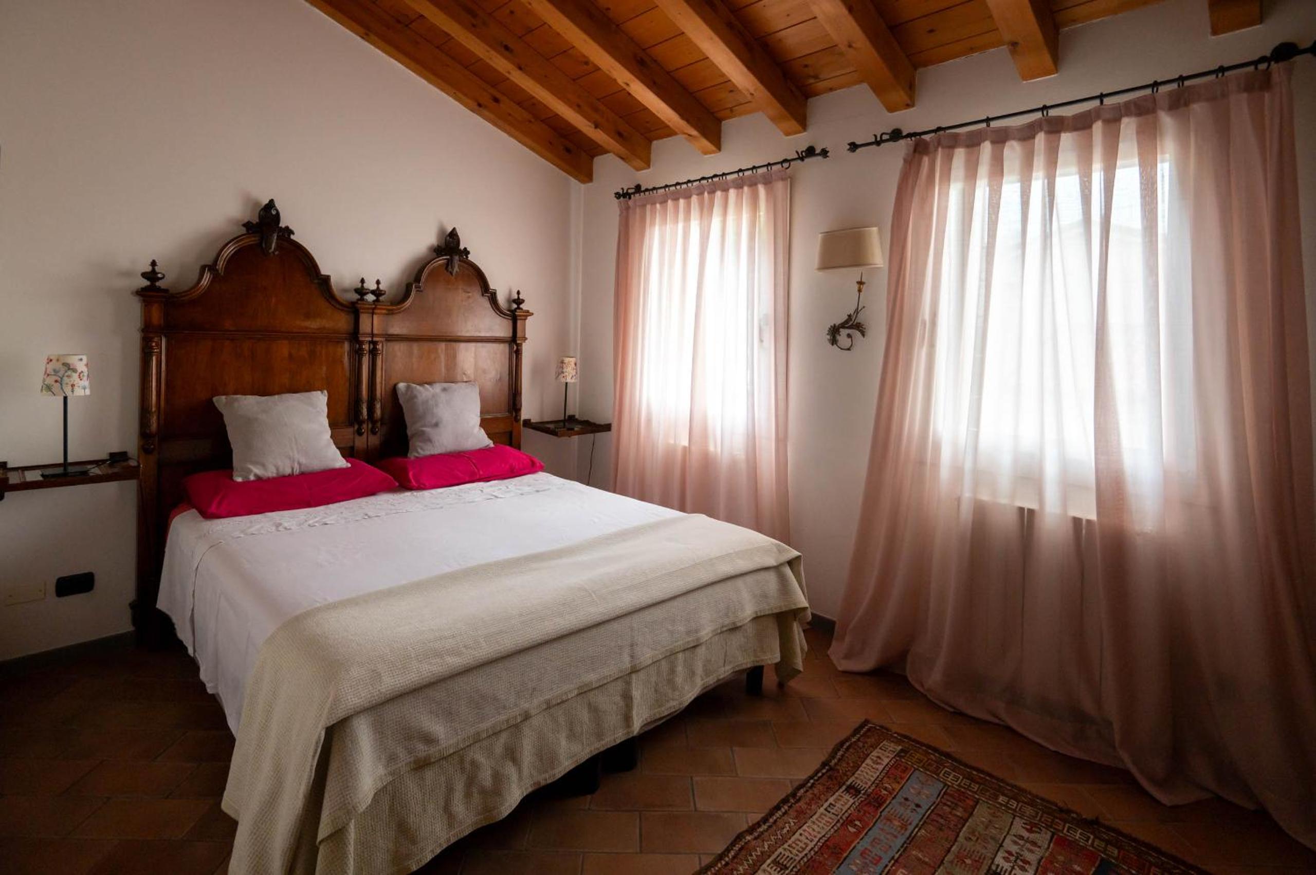 Junior Suite with Garden View photo 3