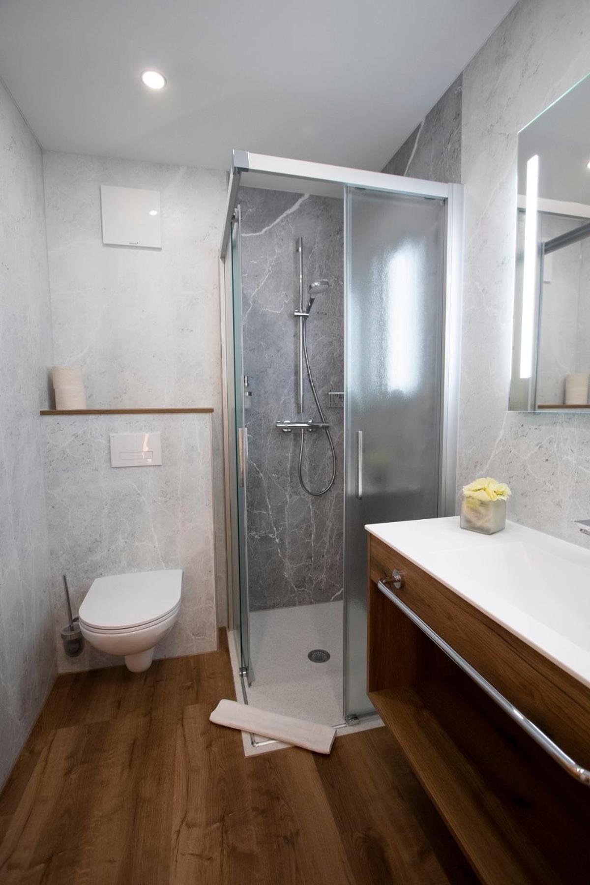Deluxe Triple Room photo 2