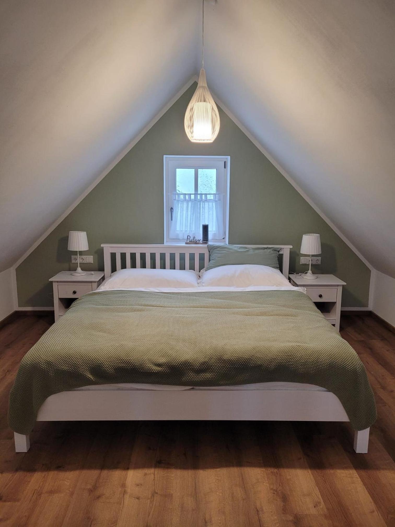 One-Bedroom House photo 1