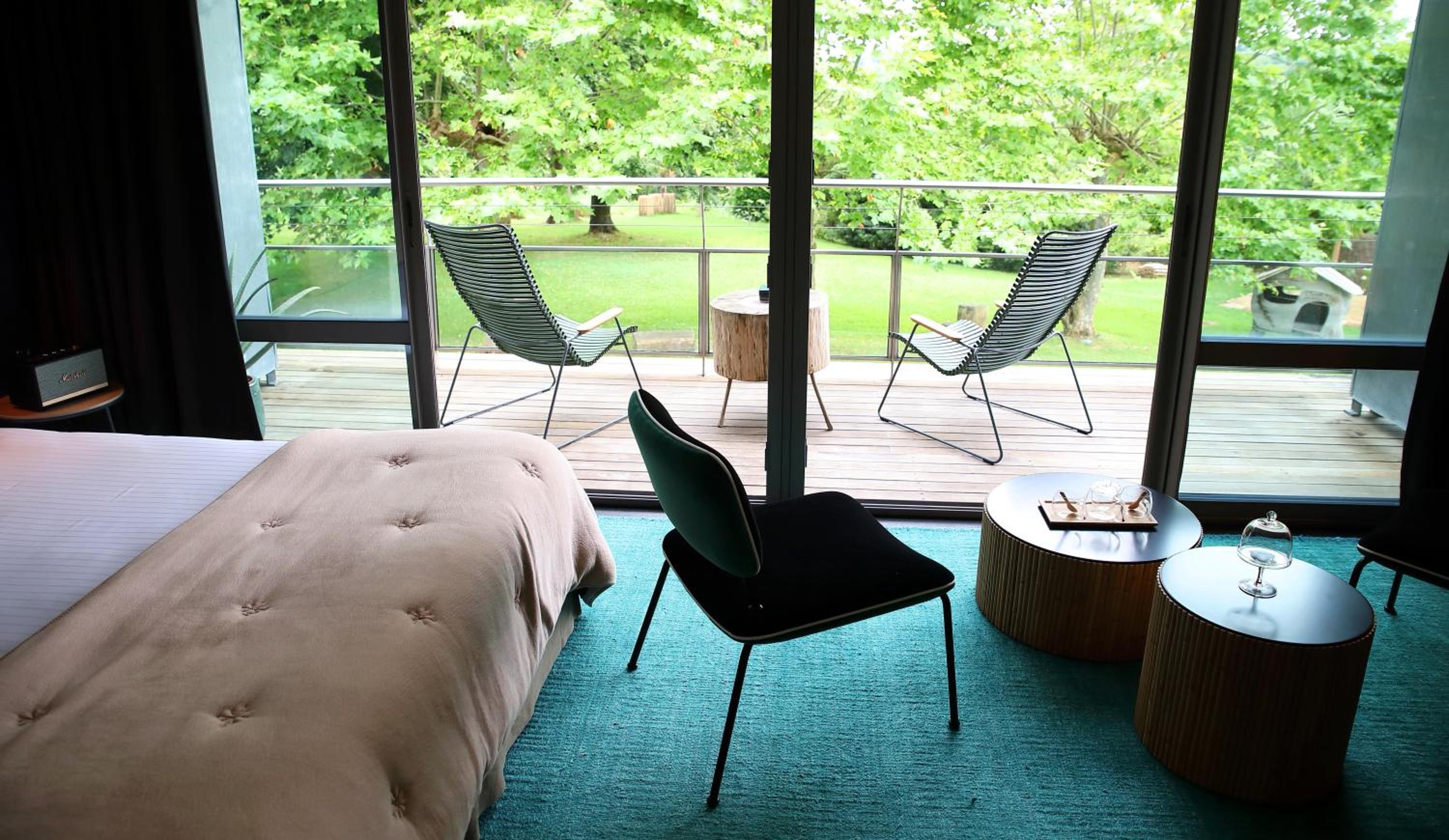 Large Double Room with Terrace - Photo 2
