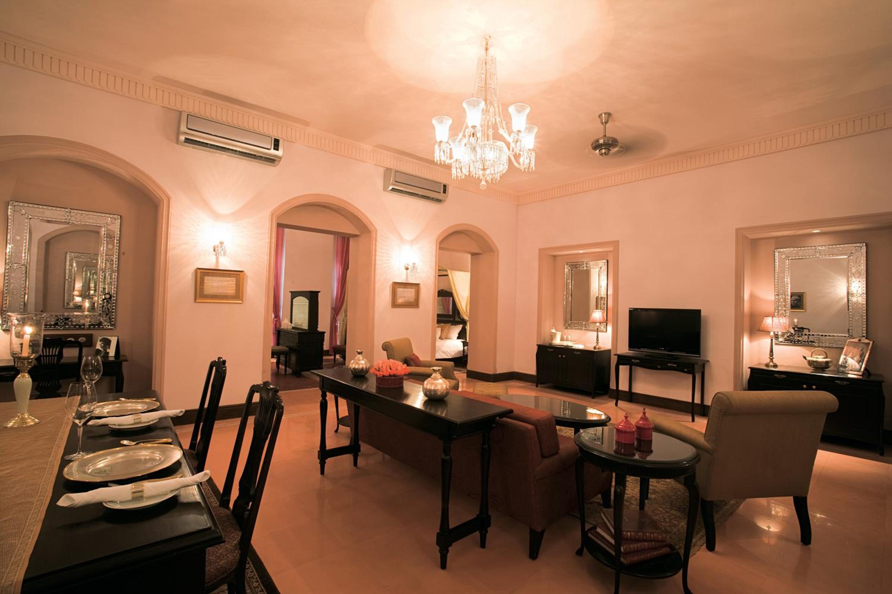 Royal Suite - Photo 4