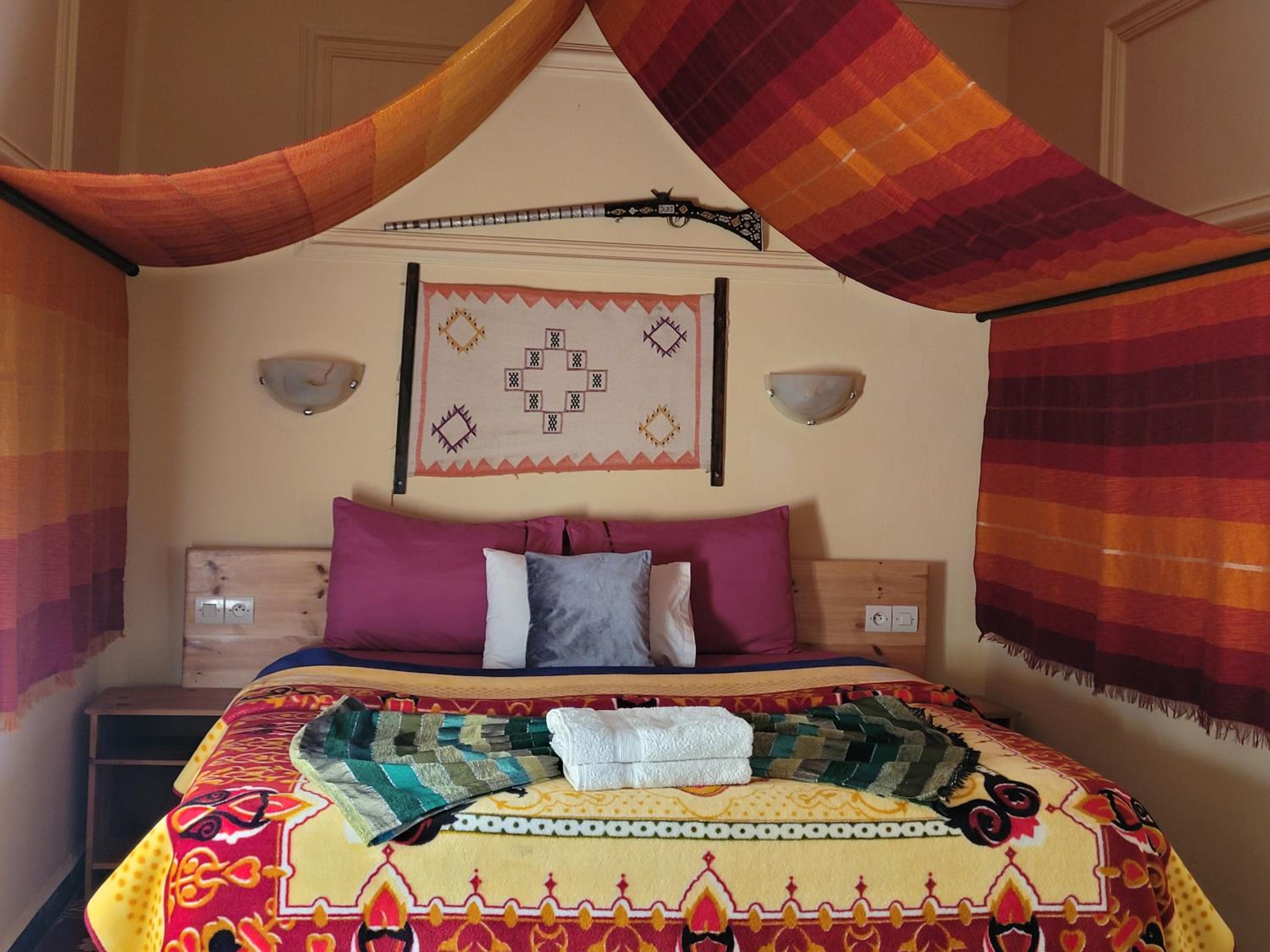 Large Double Room photo 1