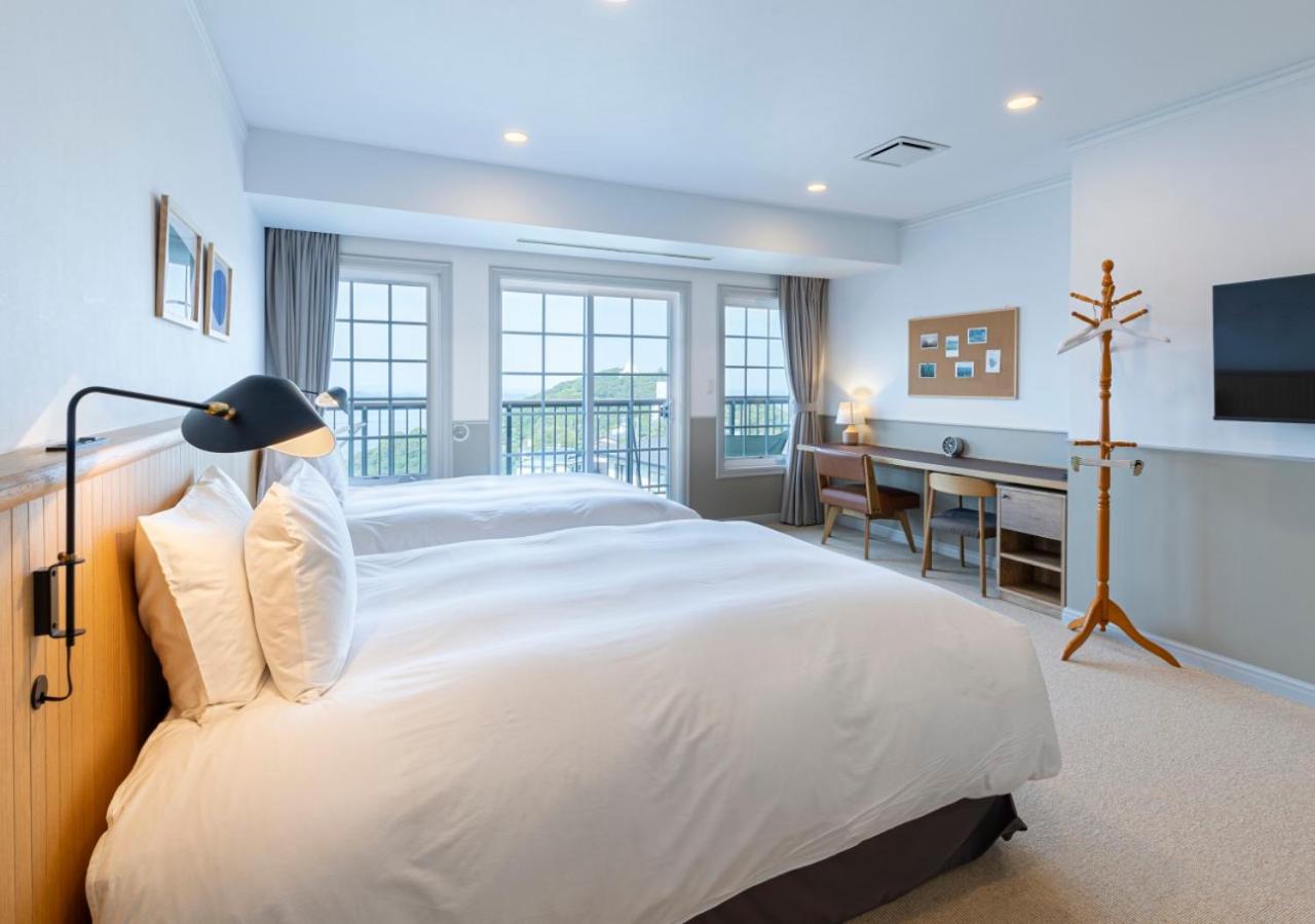Three-Bedroom Villa - Photo 14