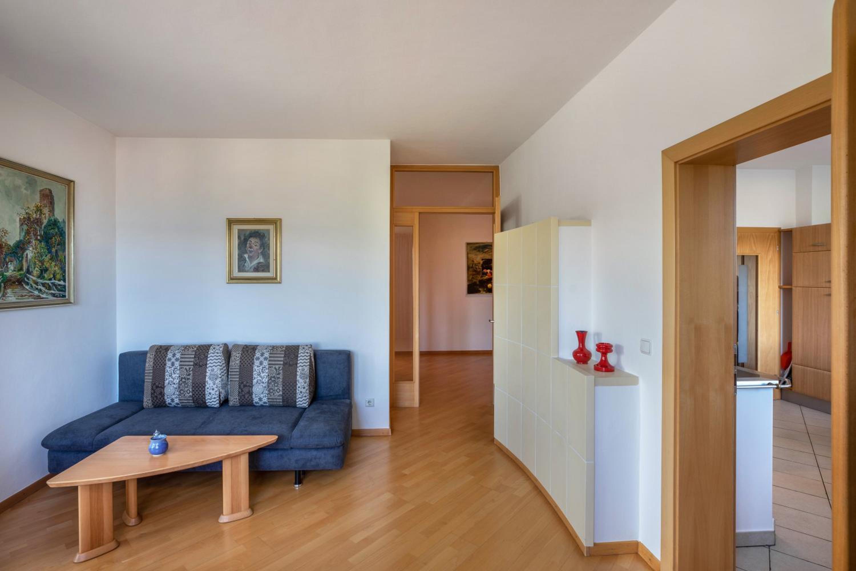Two-Bedroom Deluxe Apartment with Garden View photo 1