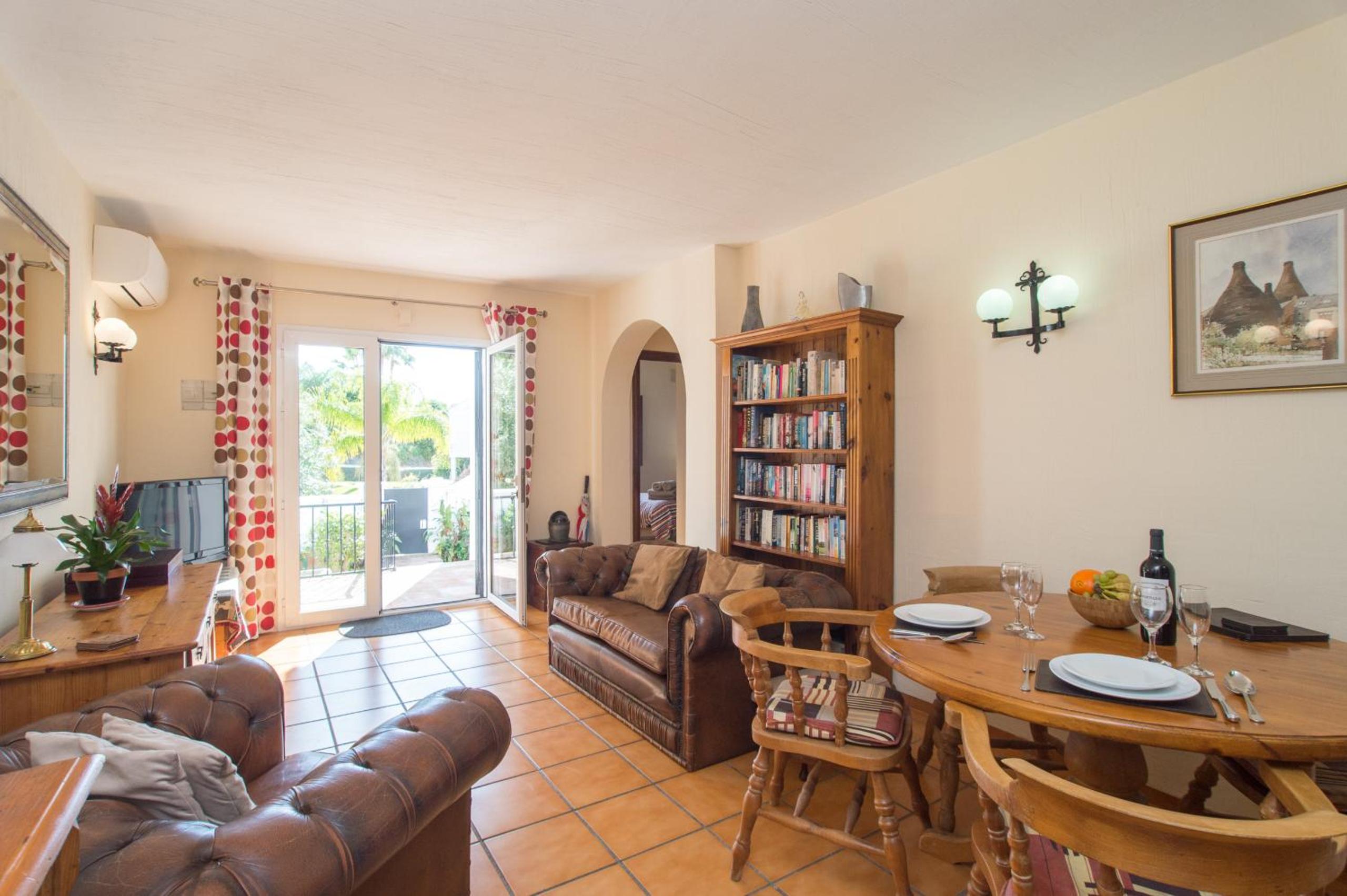 Apartamento con vista al jardín