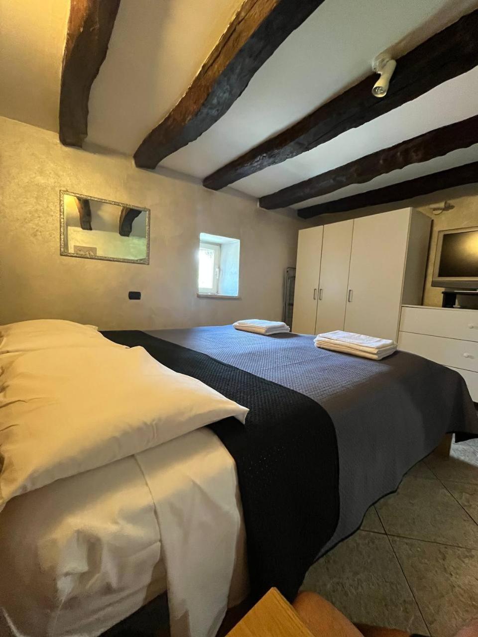 One-Bedroom House photo 2