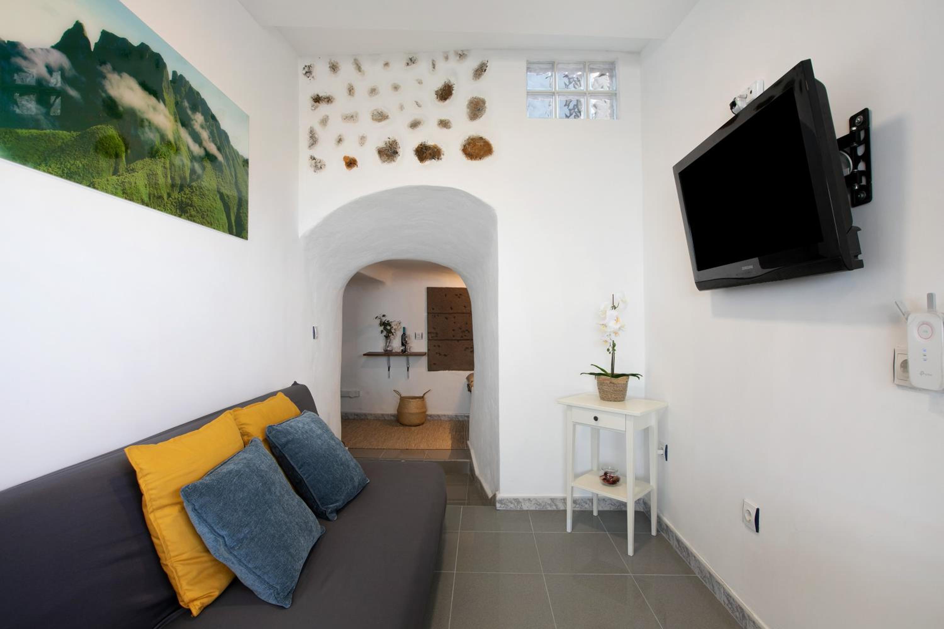 One-Bedroom House photo 3