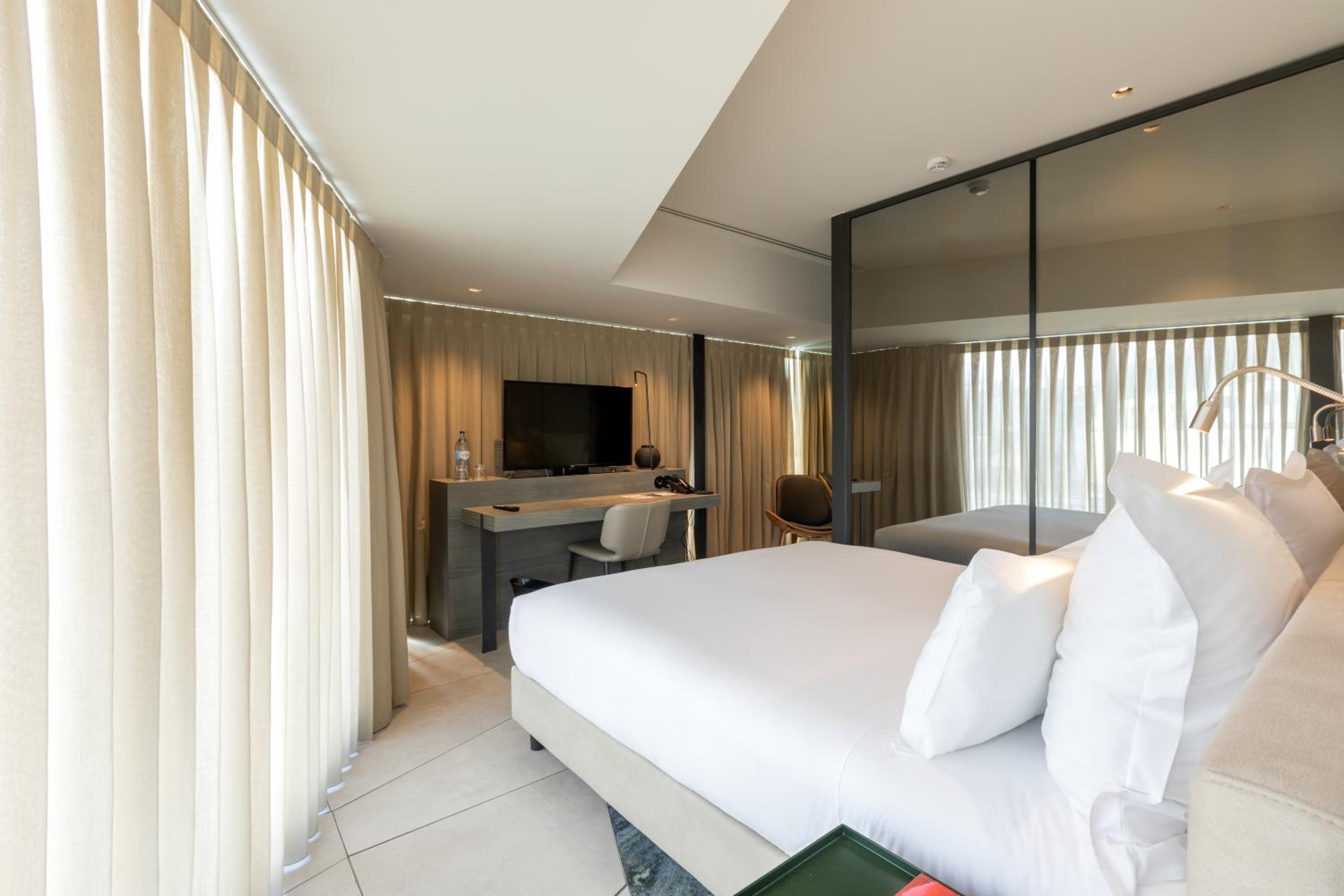 Deluxe Premium Double Room
