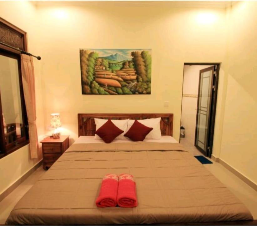 Two-Bedroom House photo 2