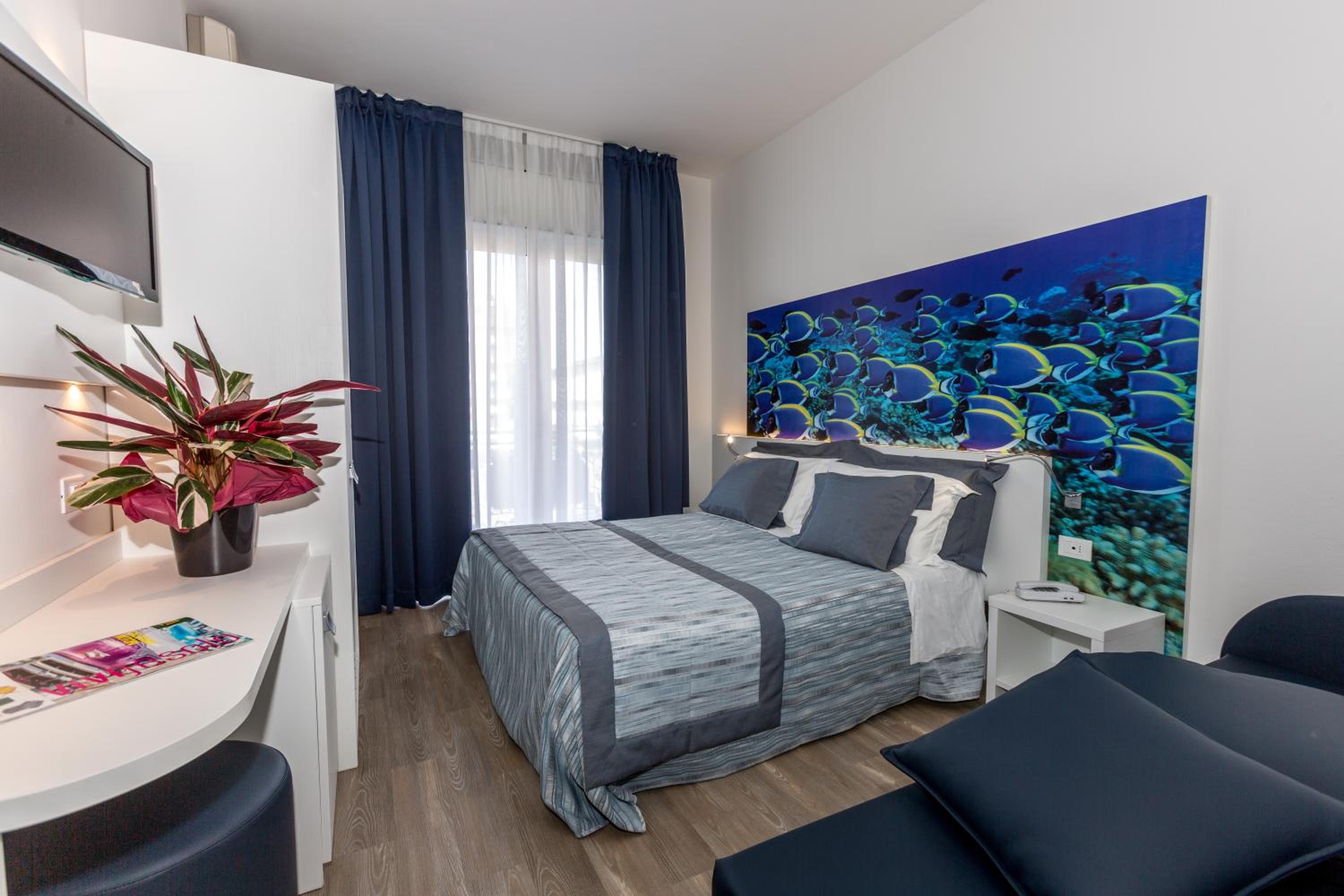 Double or Twin Room photo 2