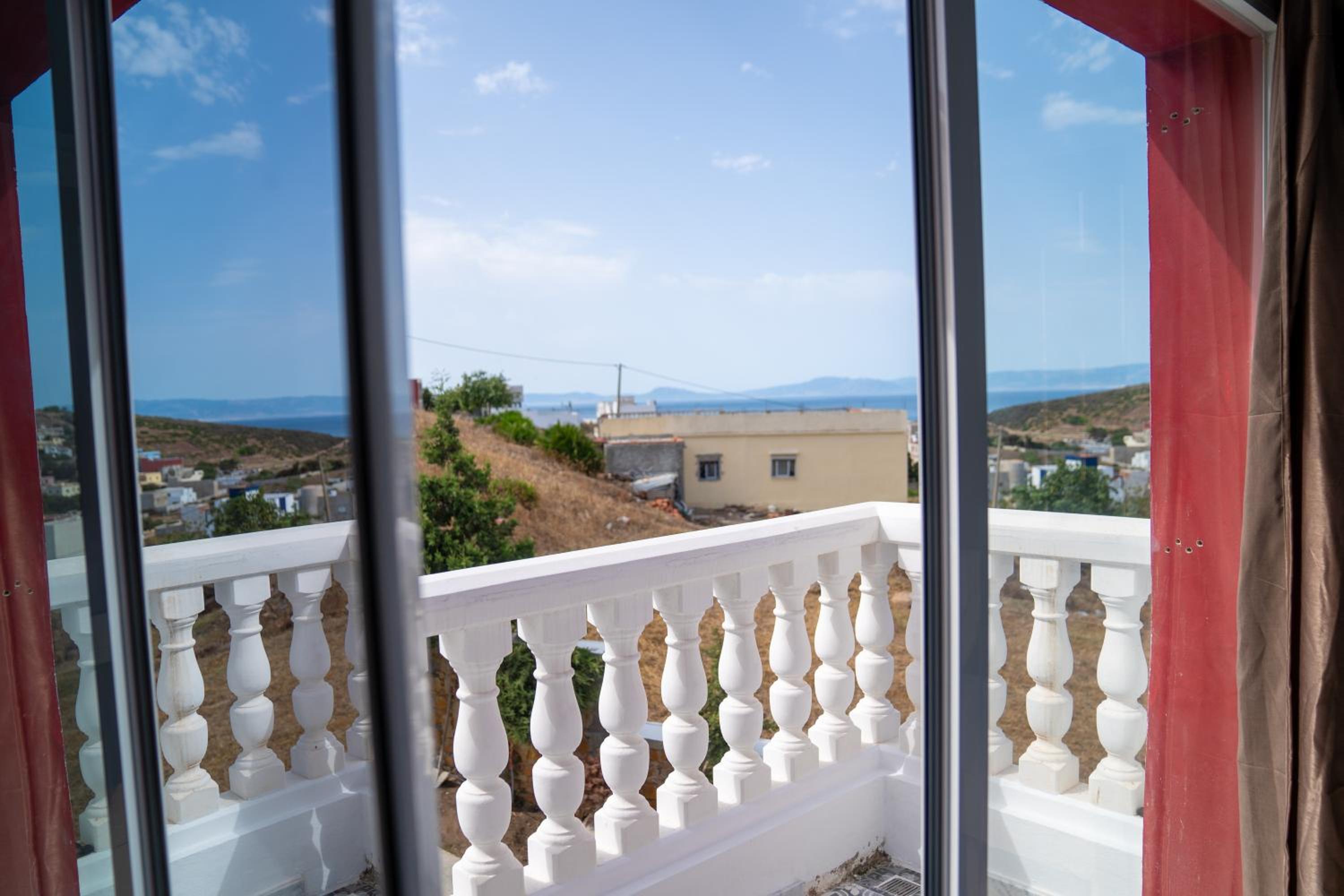 Deluxe Double Room with Sea View photo 2