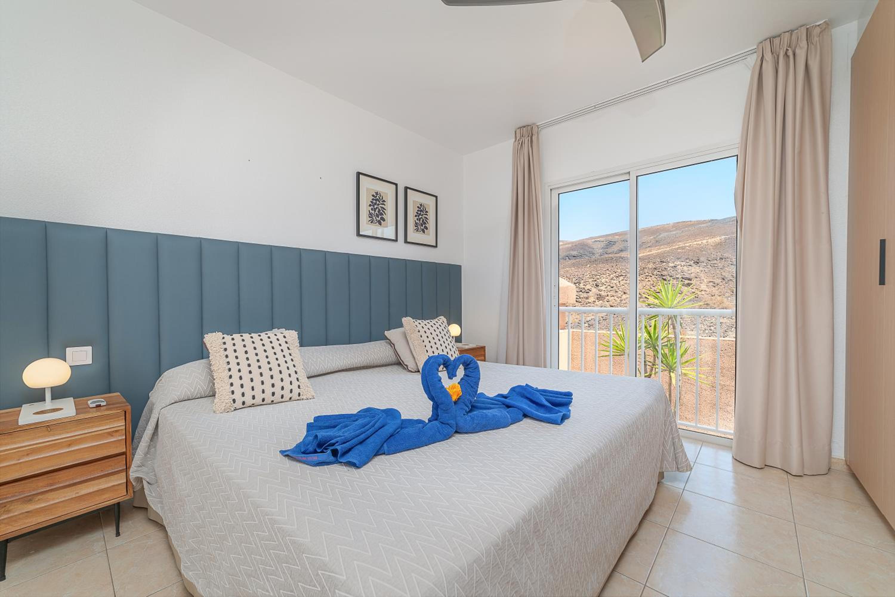 Standard Two-Bedroom Villa (1 Adult + 2 Children) photo 2