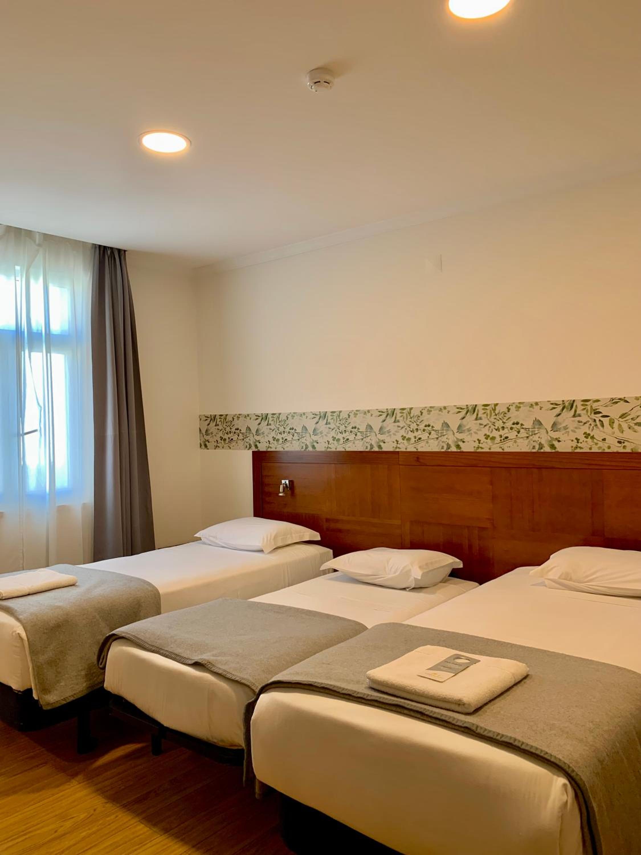 Superior Triple Room - Photo 1